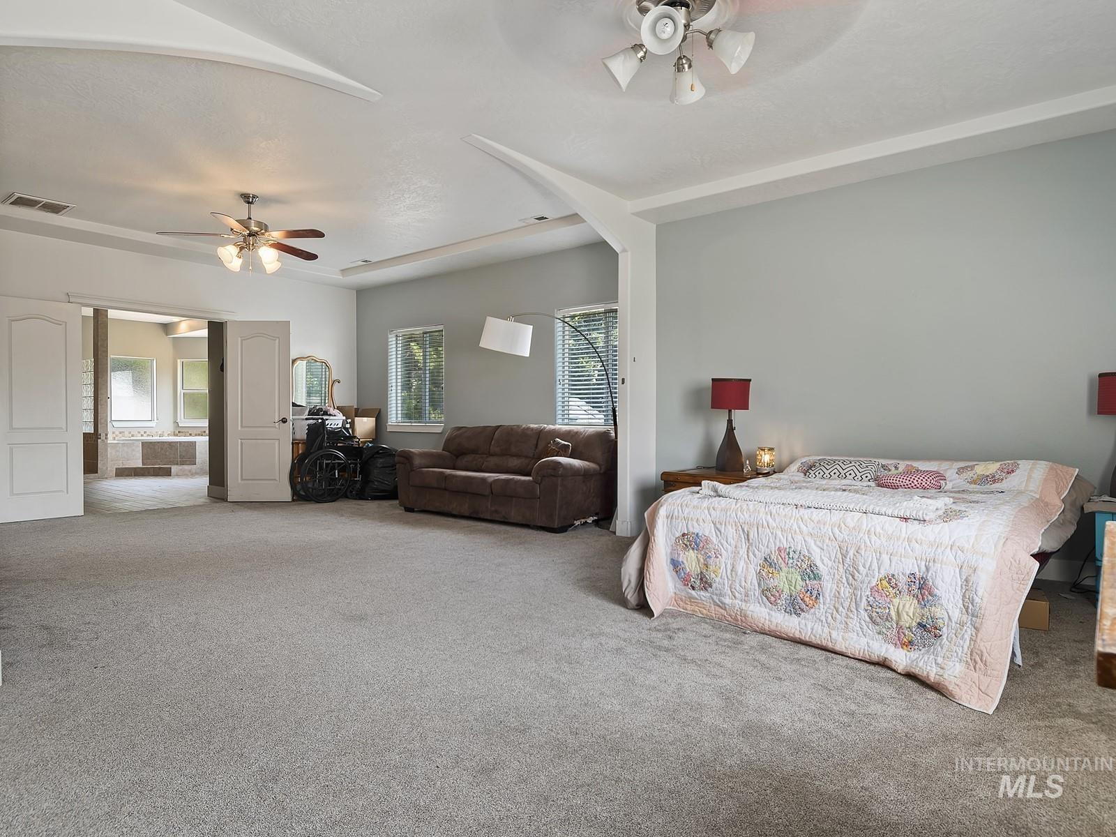 property viewer photo 12