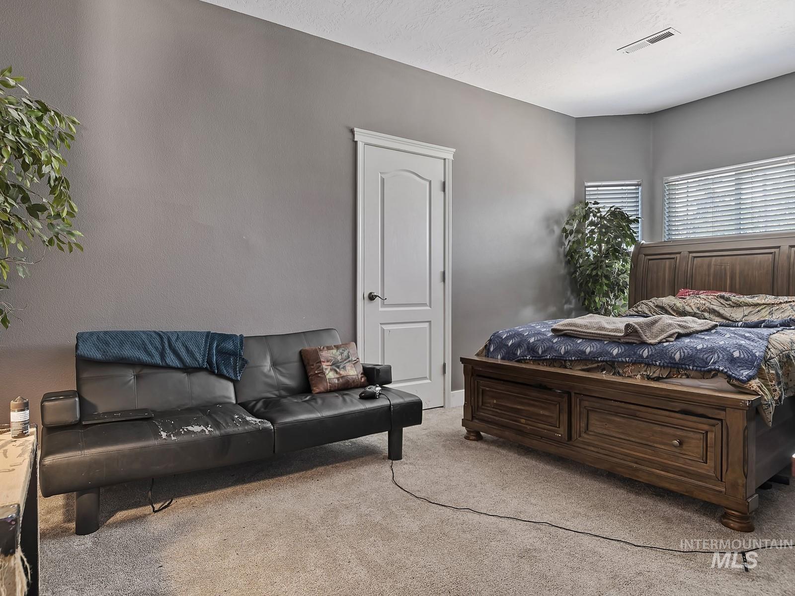property viewer photo 15