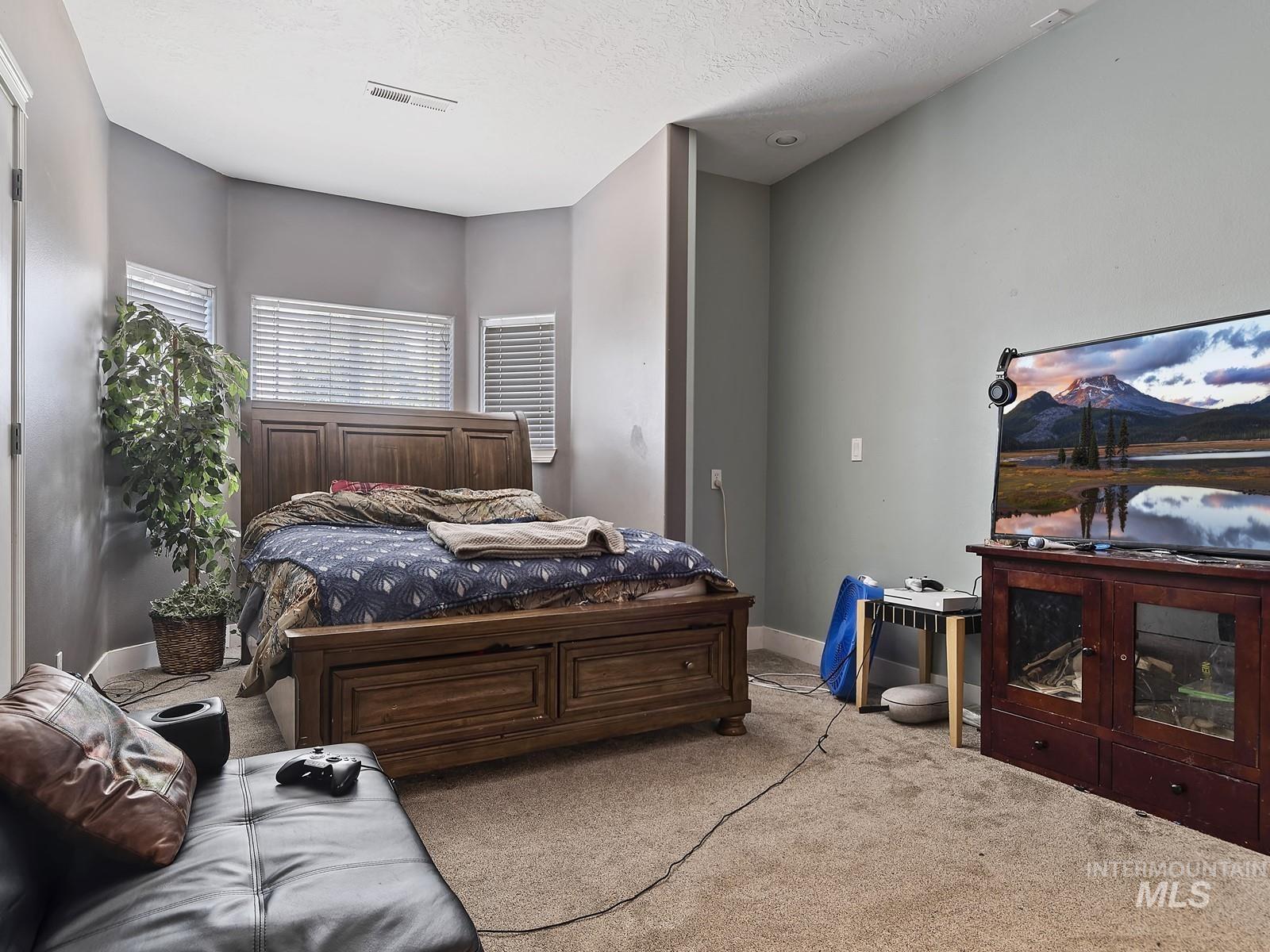 property viewer photo 16