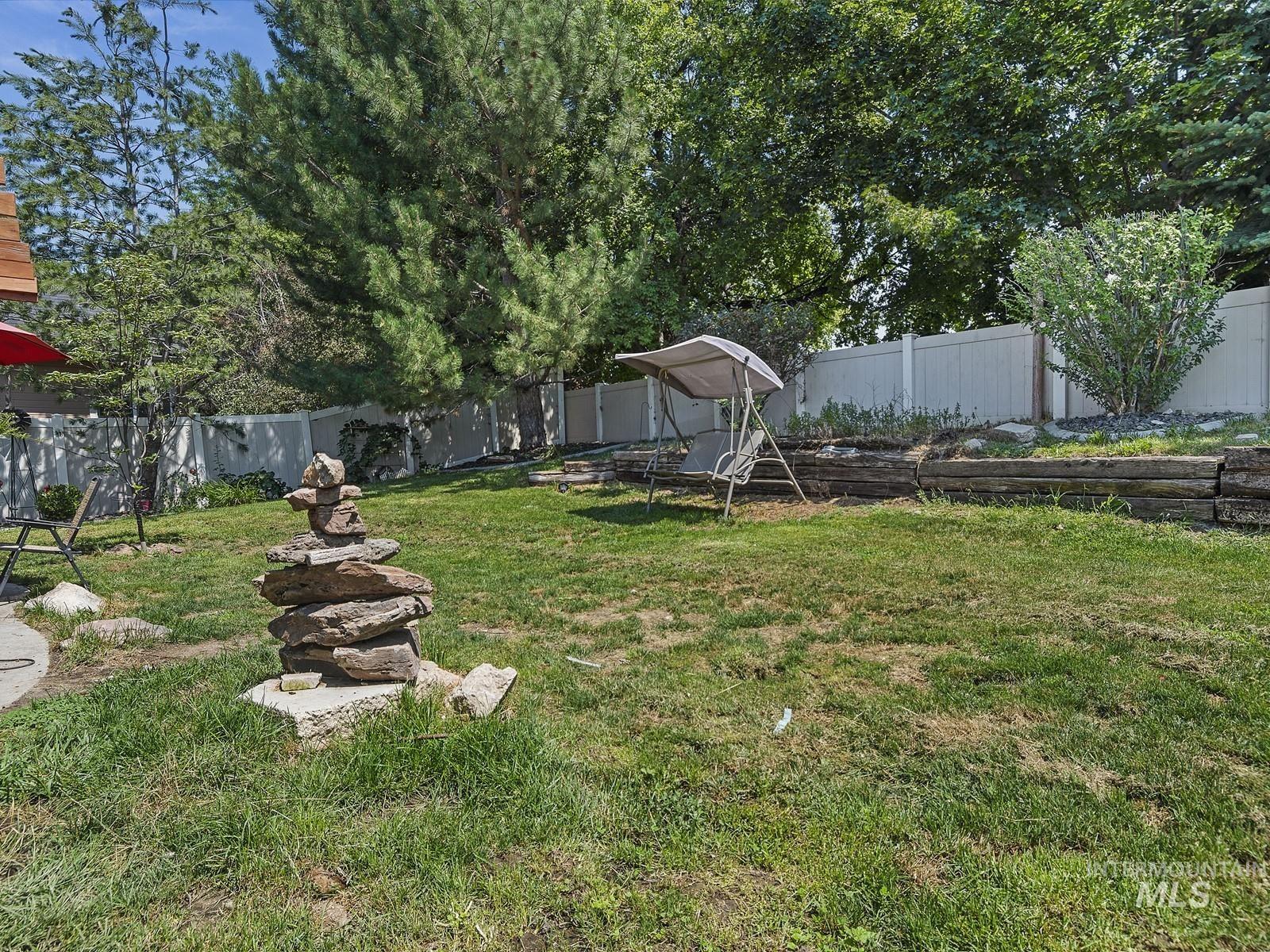 property viewer photo 24