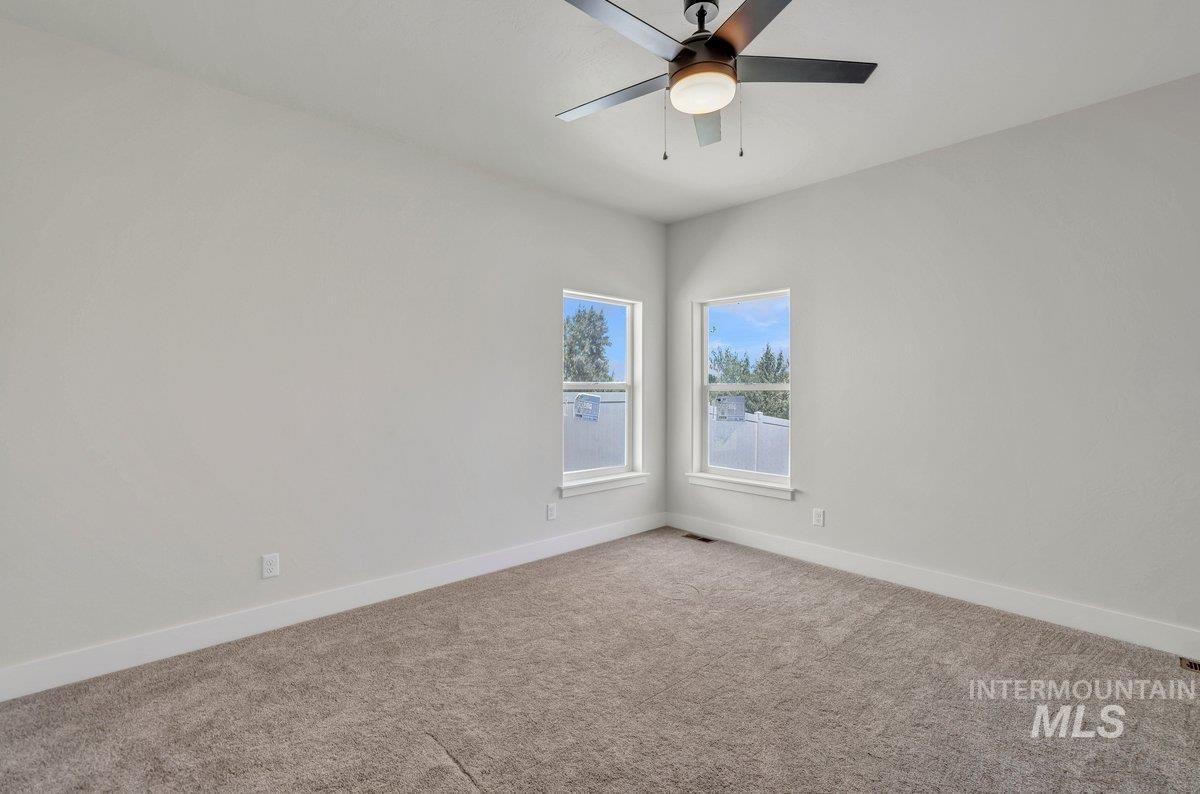 property viewer photo 17