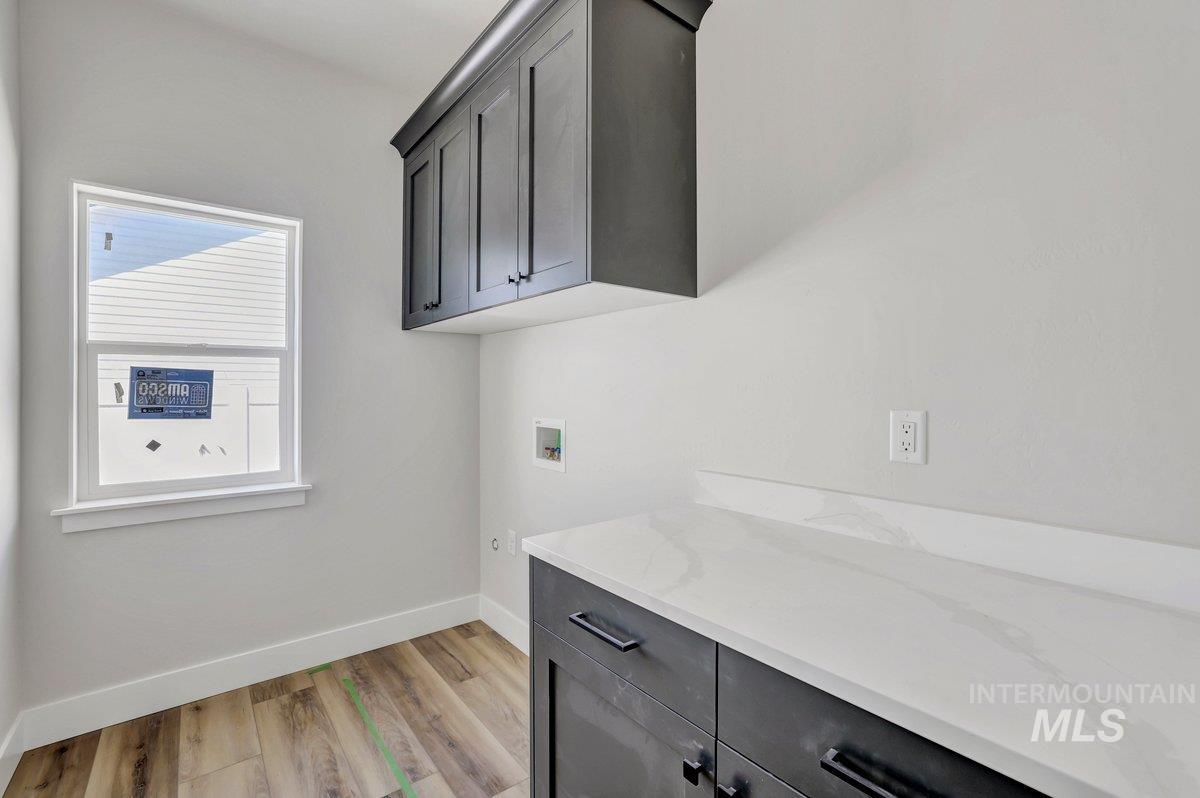 property viewer photo 24