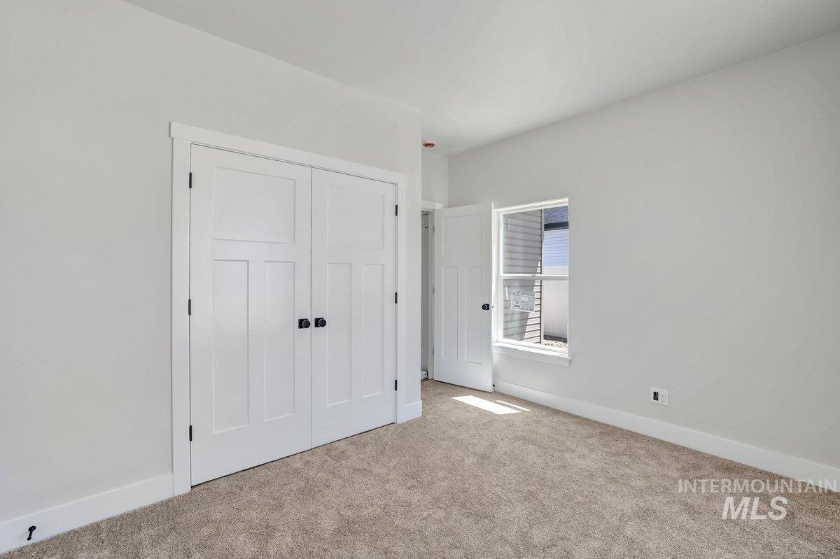 property viewer photo 27