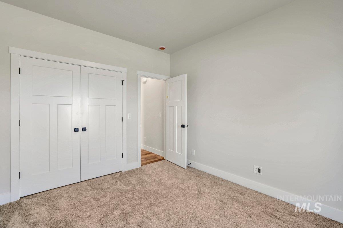 property viewer photo 30