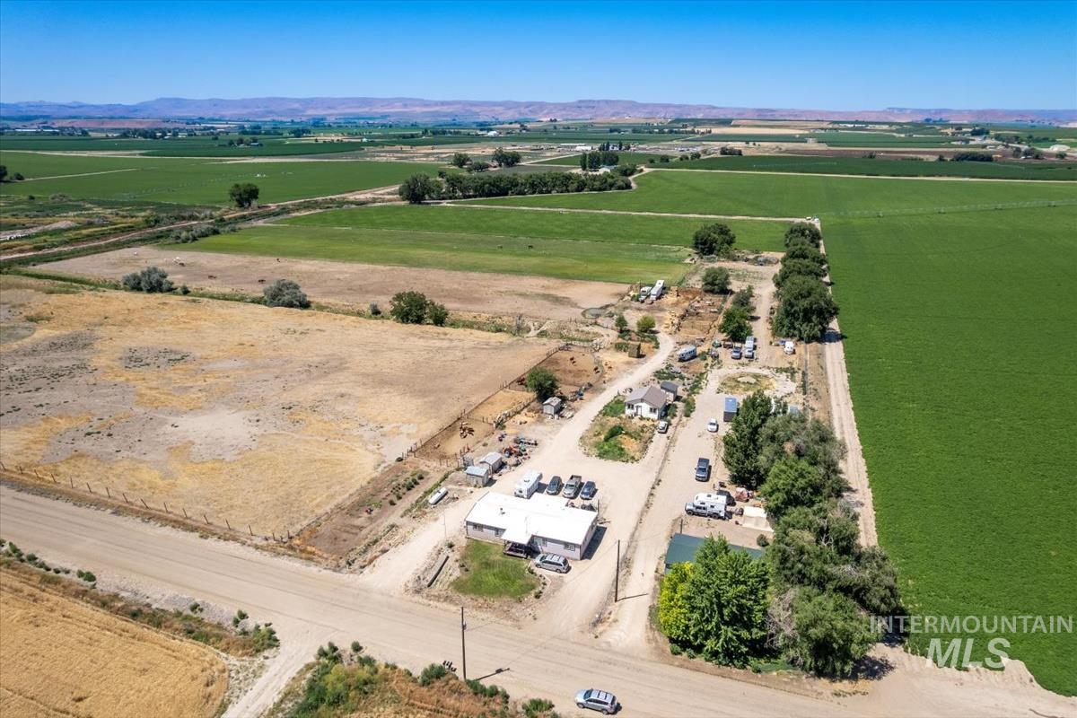 main property photo 16