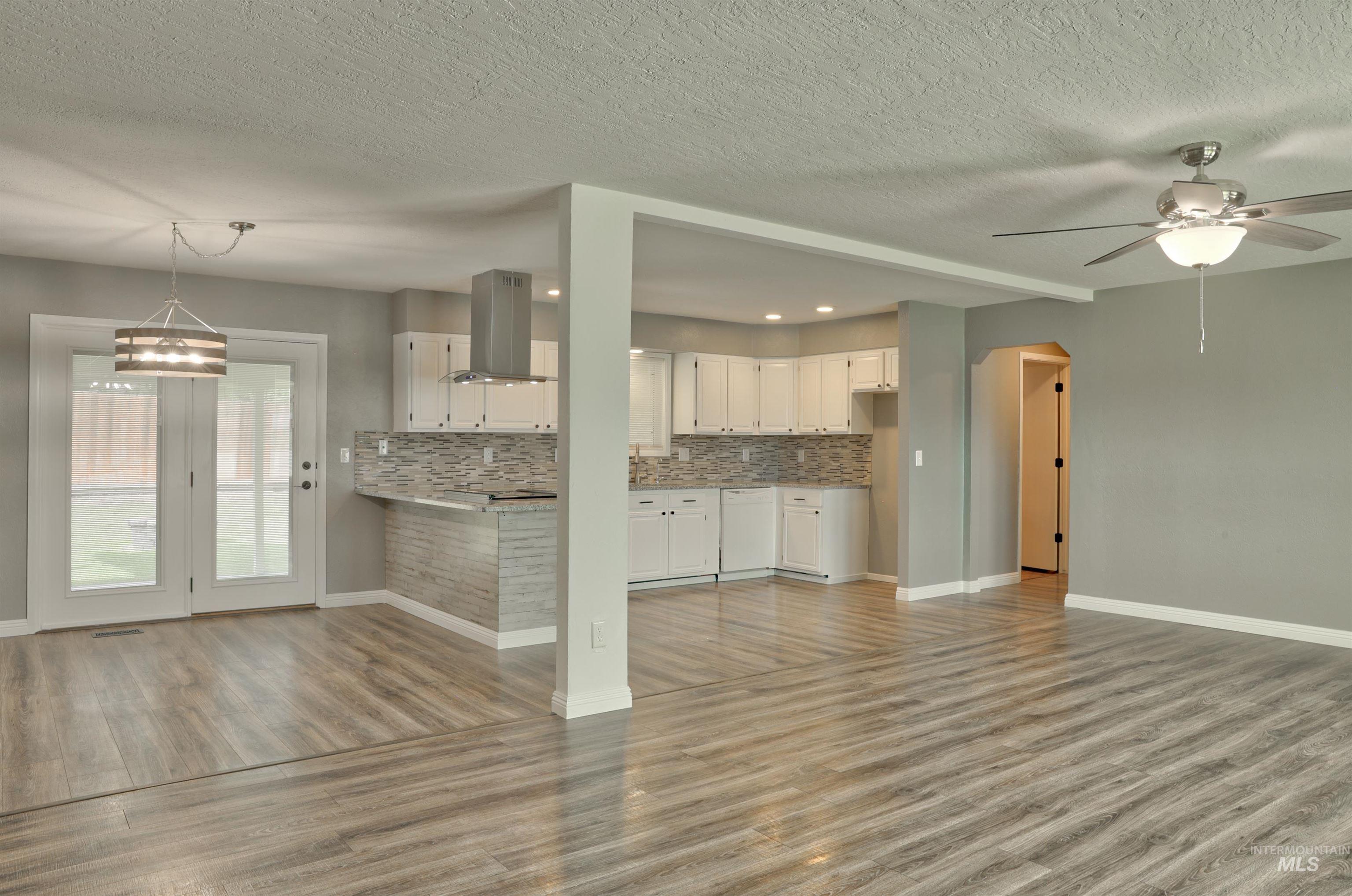 property viewer photo 10