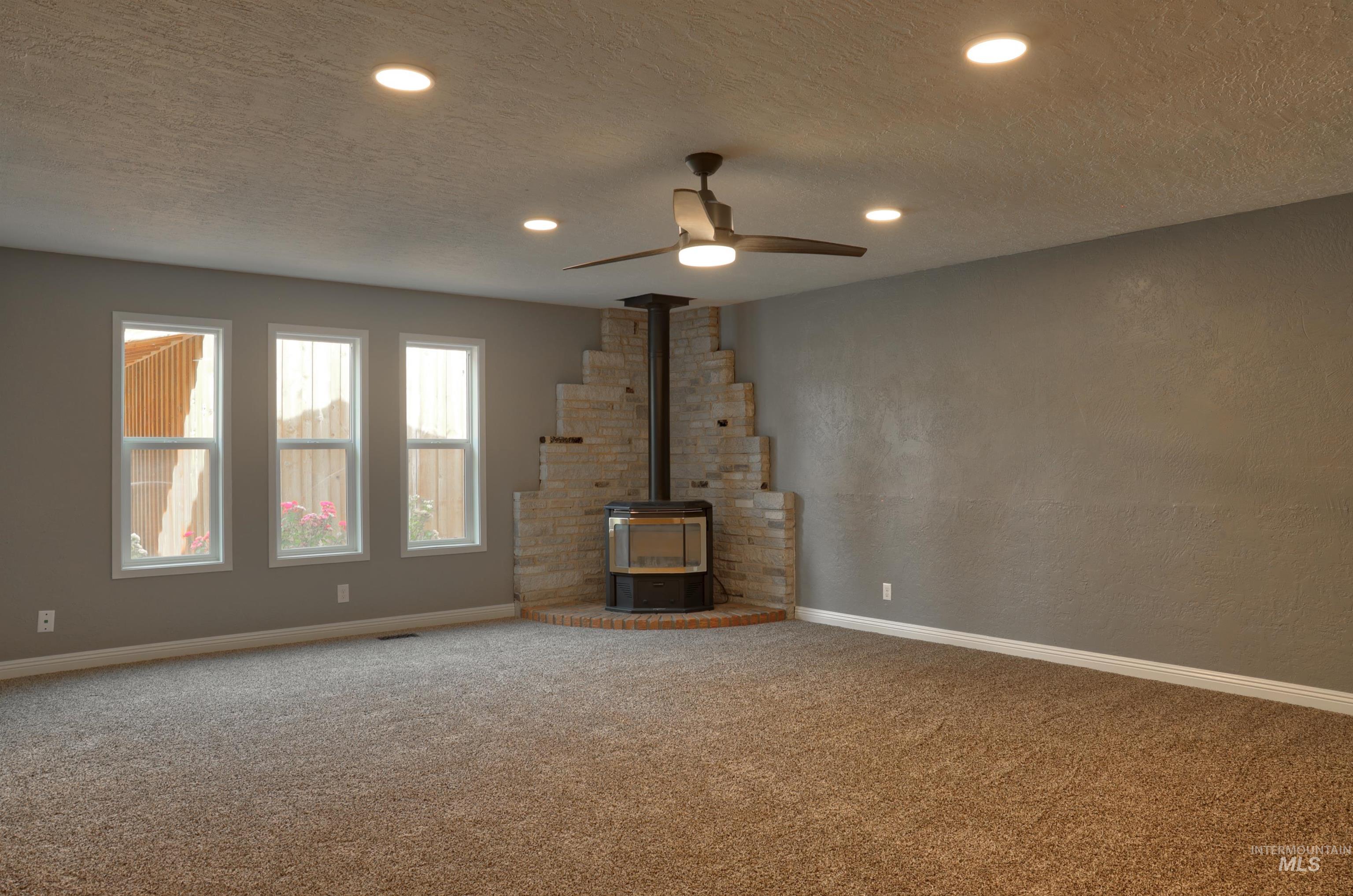property viewer photo 15