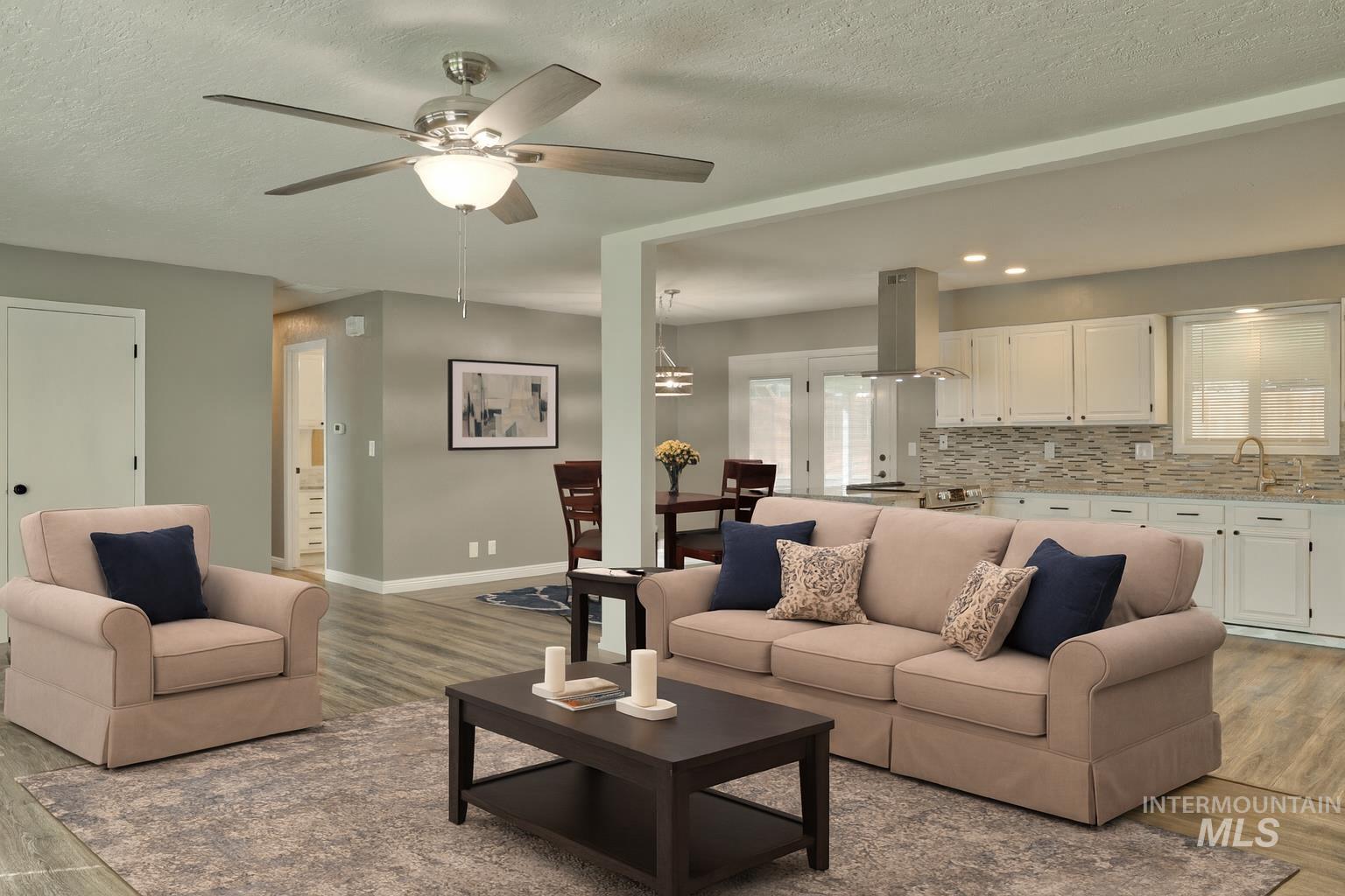 property viewer photo 7