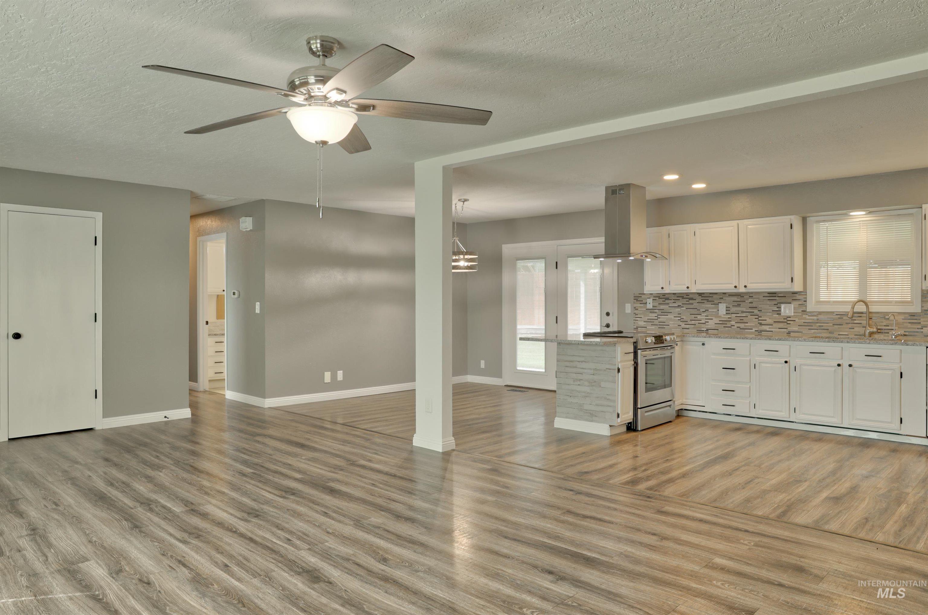 property viewer photo 8