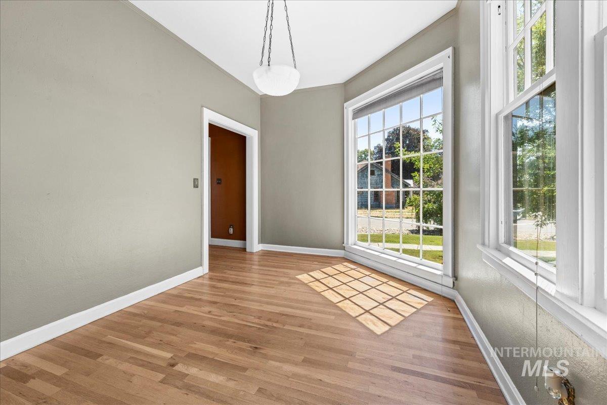 property viewer photo 10