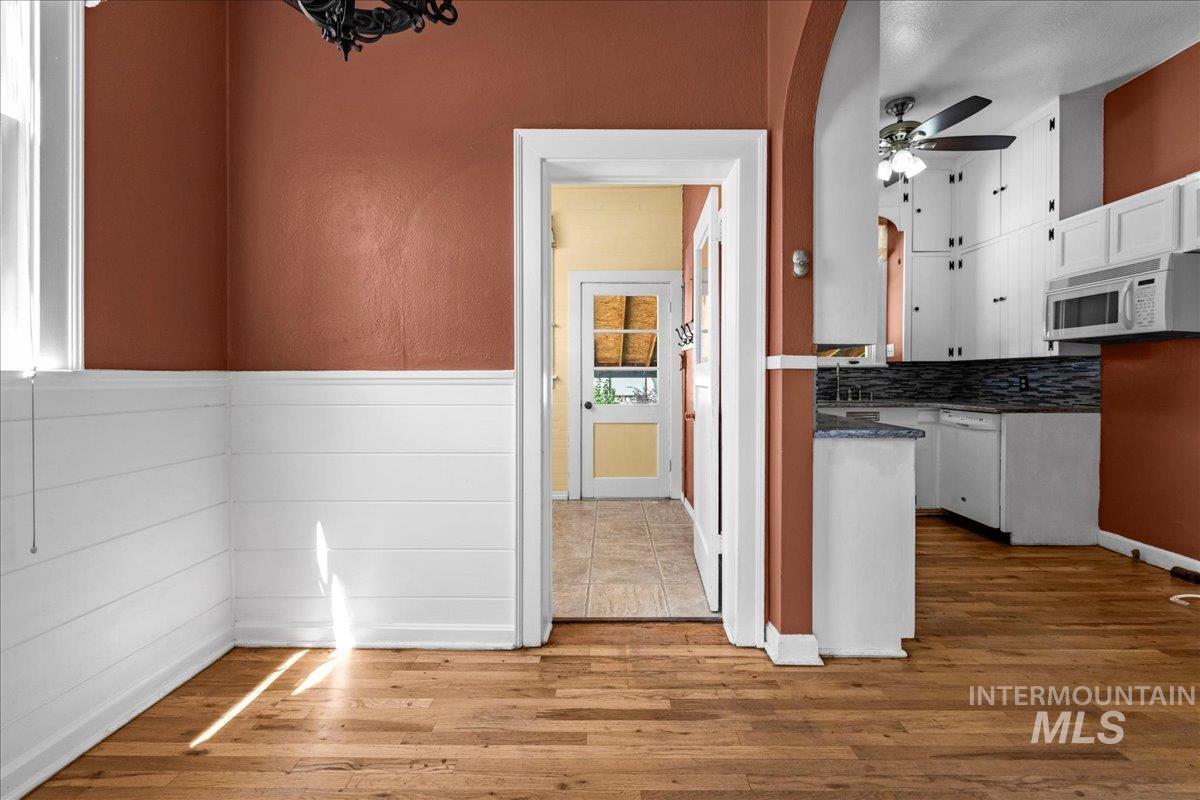 property viewer photo 12