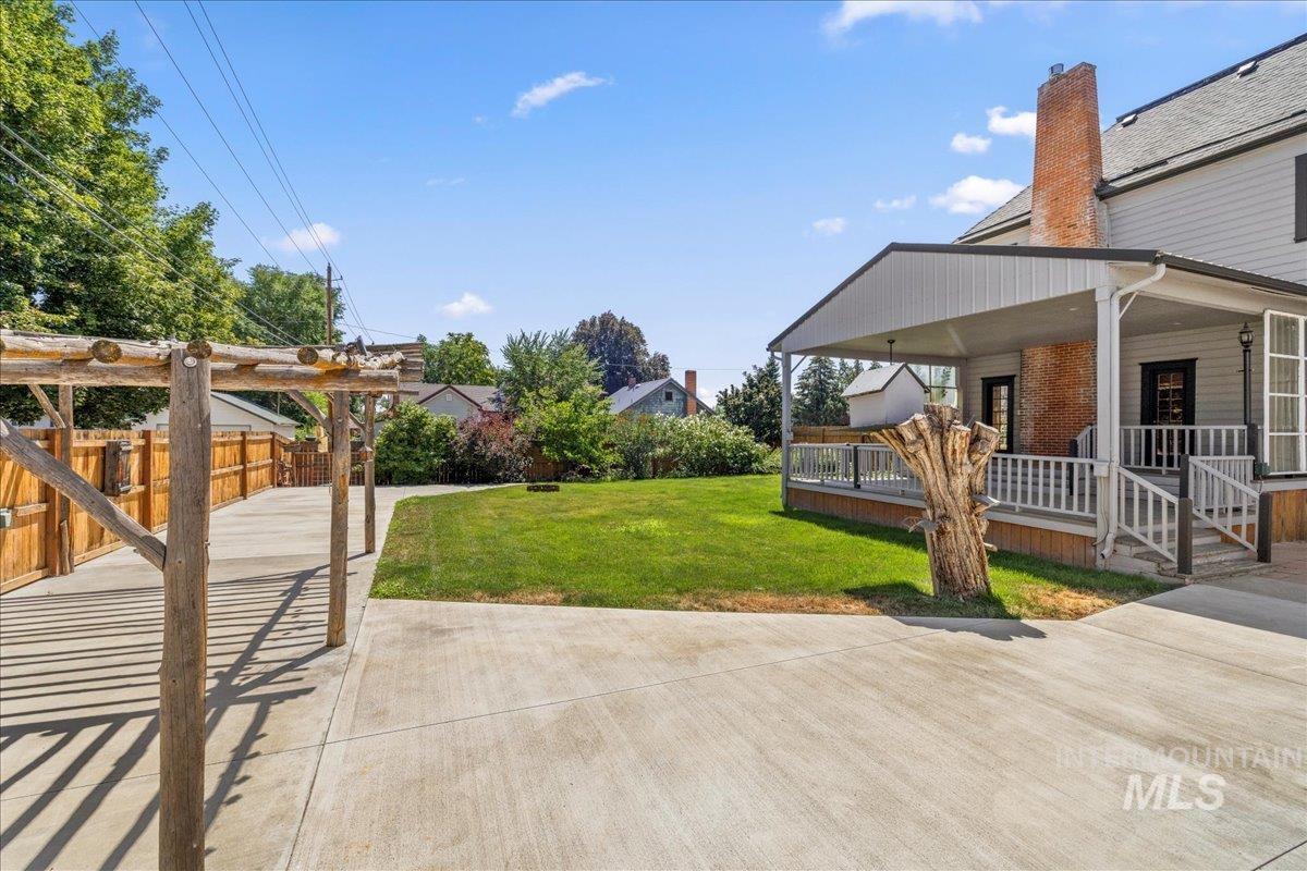 property viewer photo 25