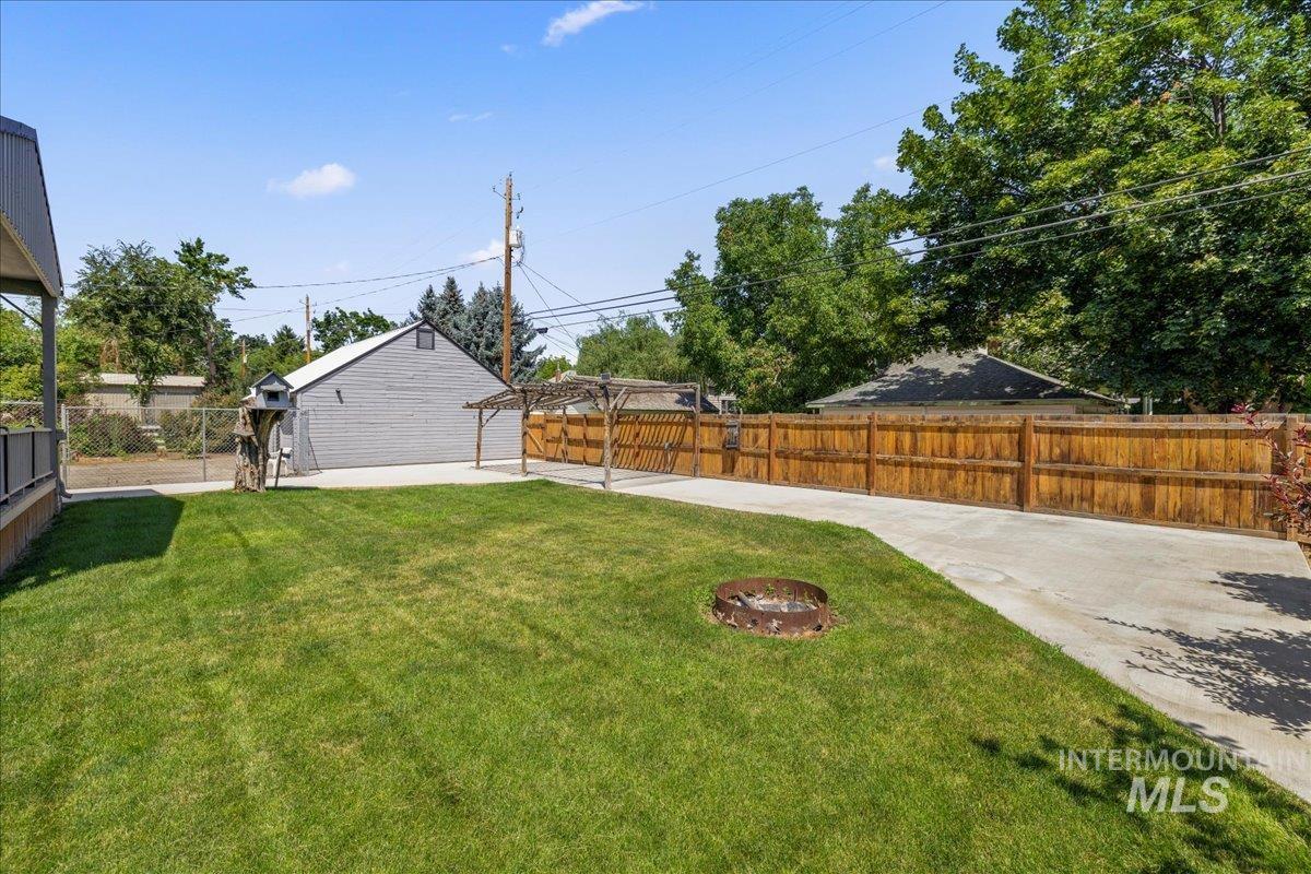 property viewer photo 26