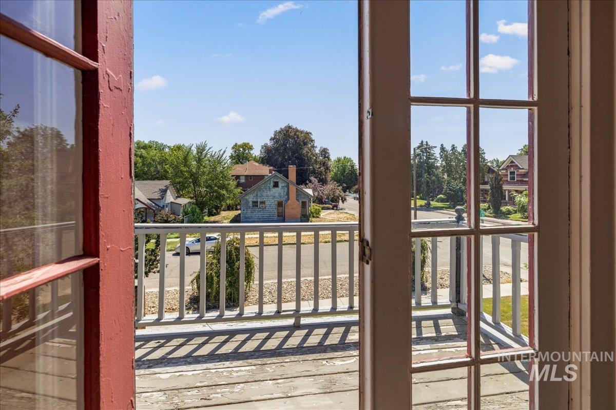 property viewer photo 33