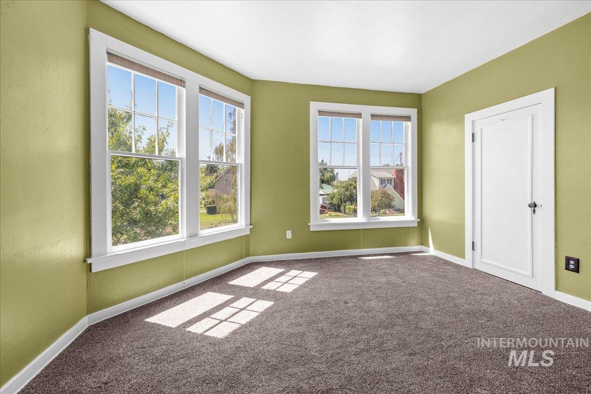 property viewer photo 43