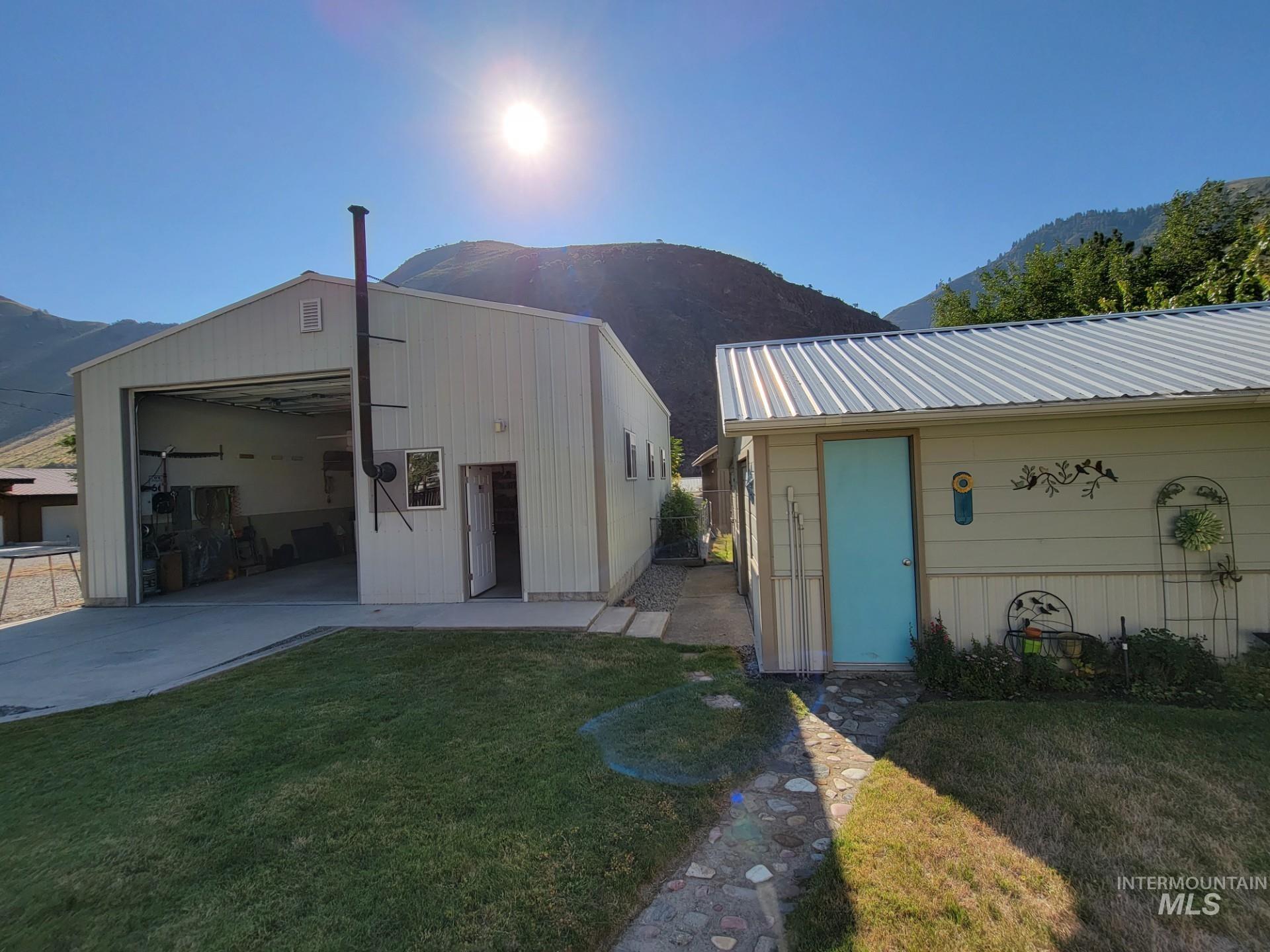 property viewer photo 1