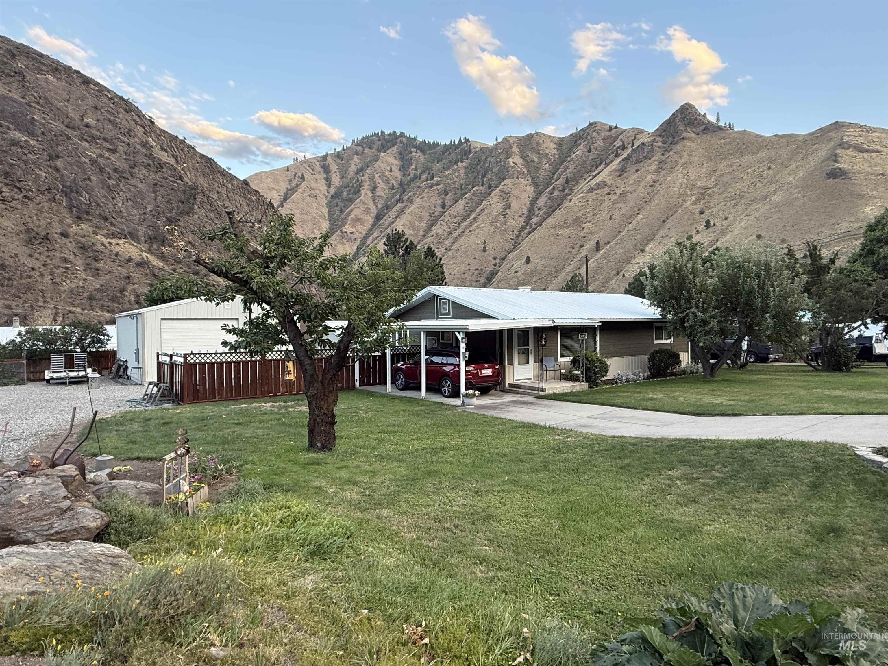 property viewer photo 27