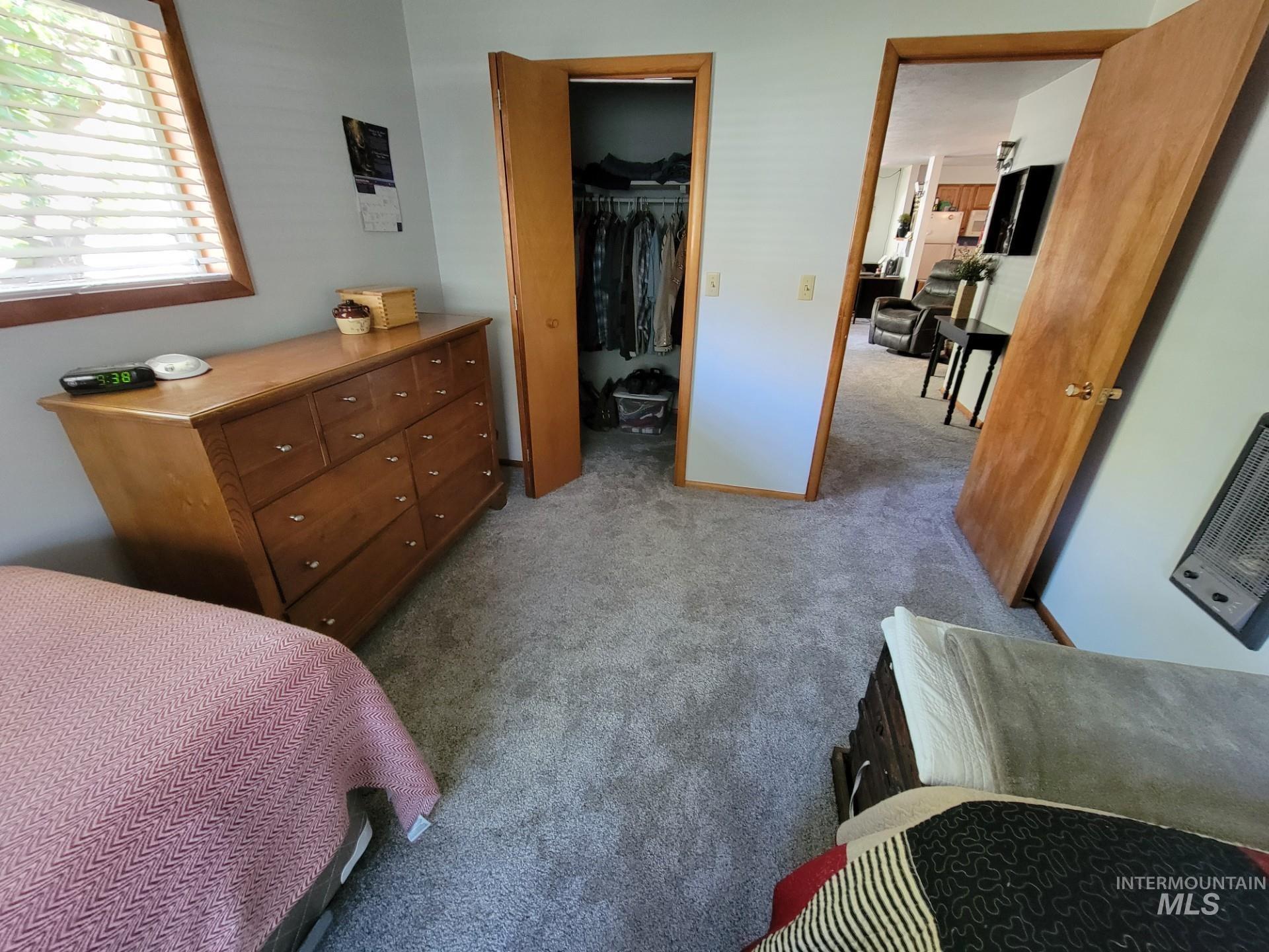 property viewer photo 4
