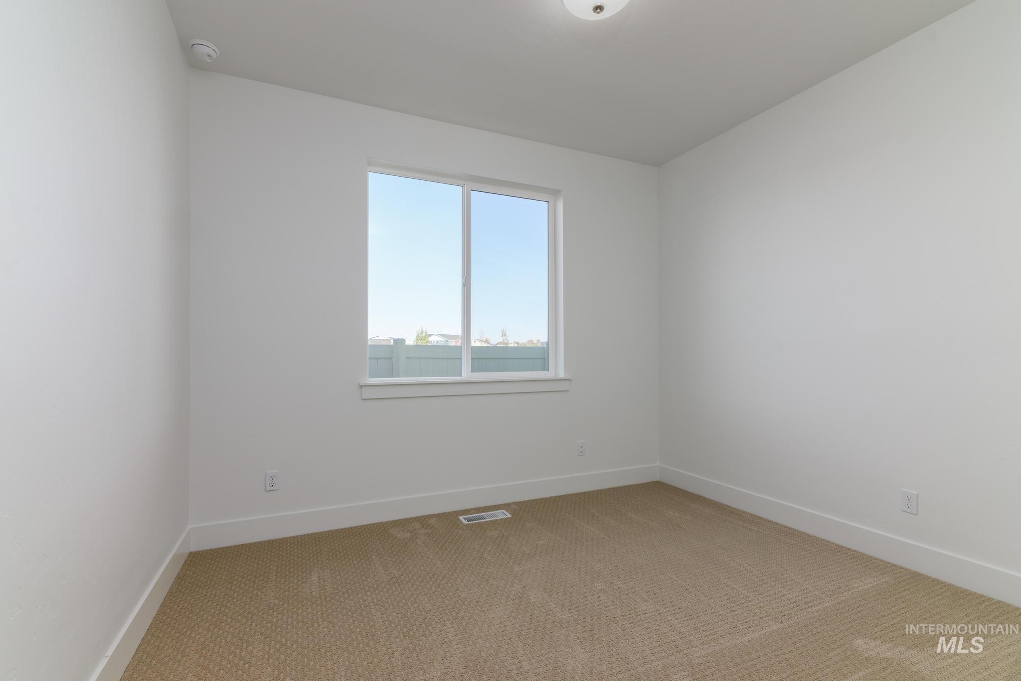 property viewer photo 19
