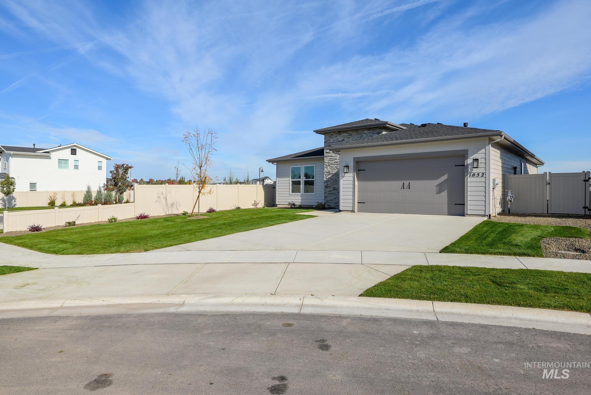 property viewer photo 2