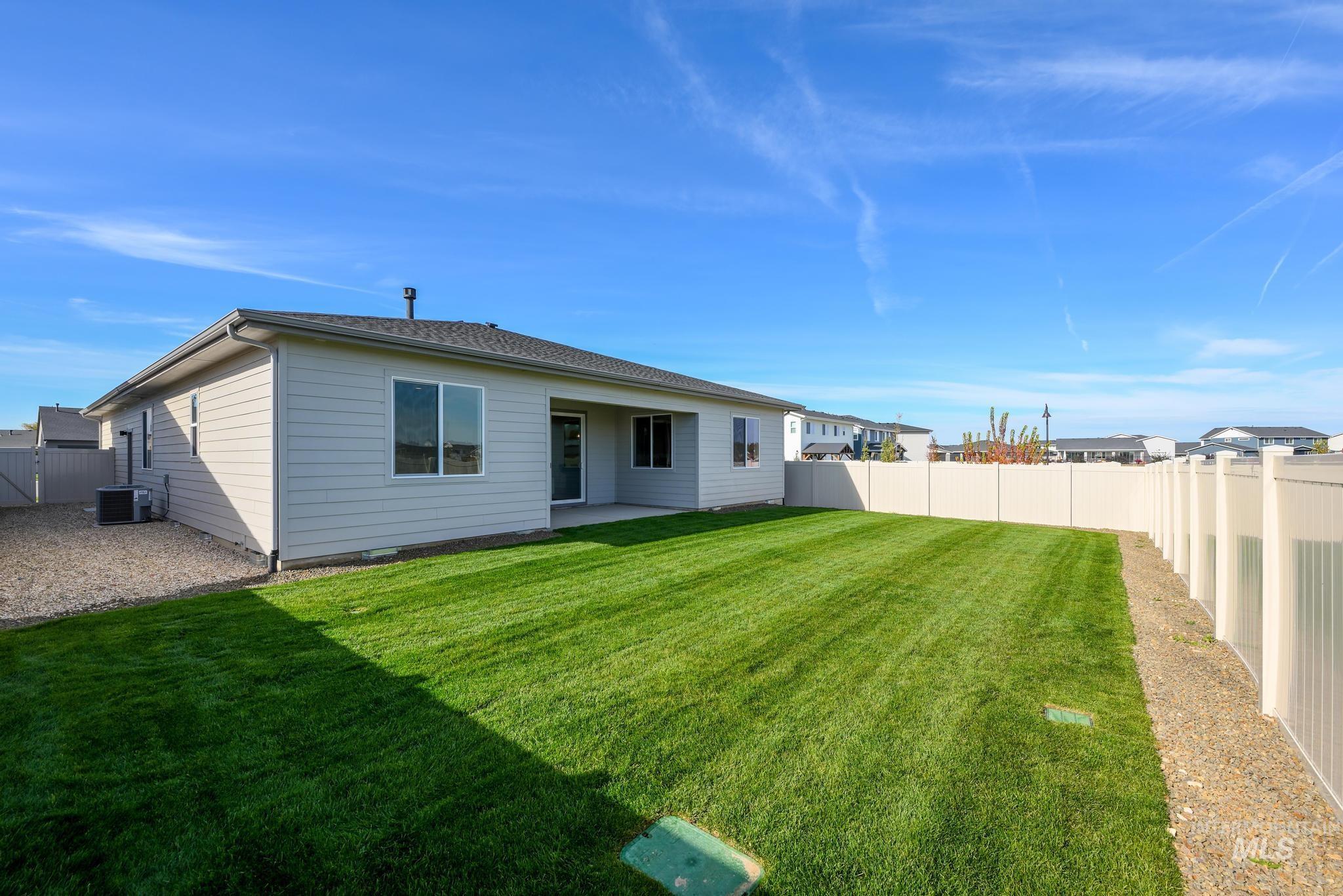 property viewer photo 24