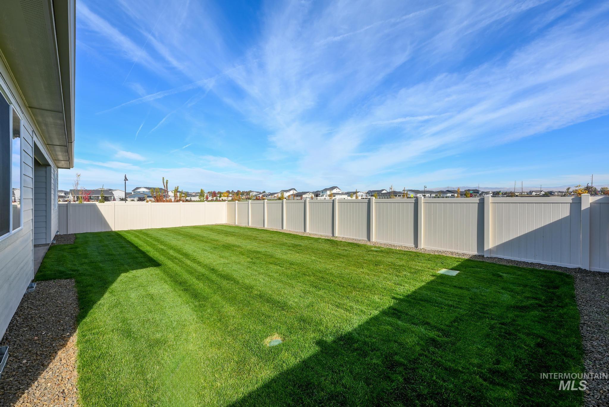 property viewer photo 25