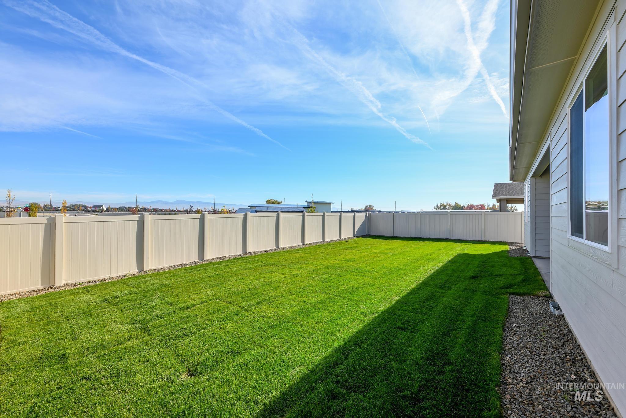 property viewer photo 26