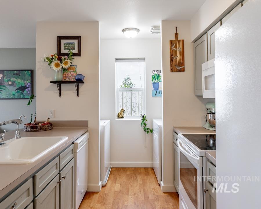 property viewer photo 15