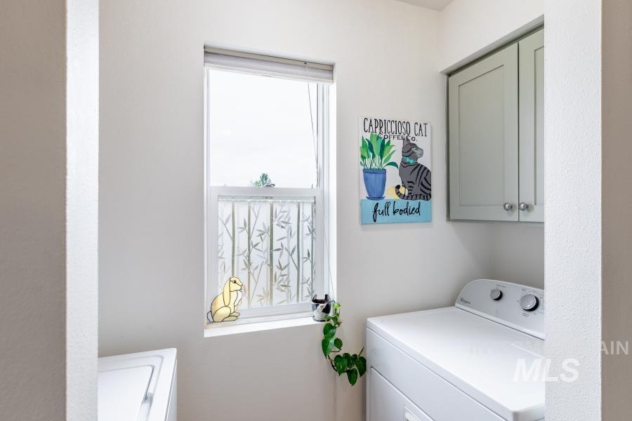 property viewer photo 18