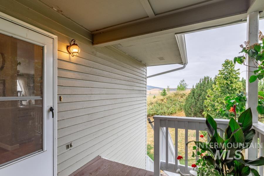 property viewer photo 2