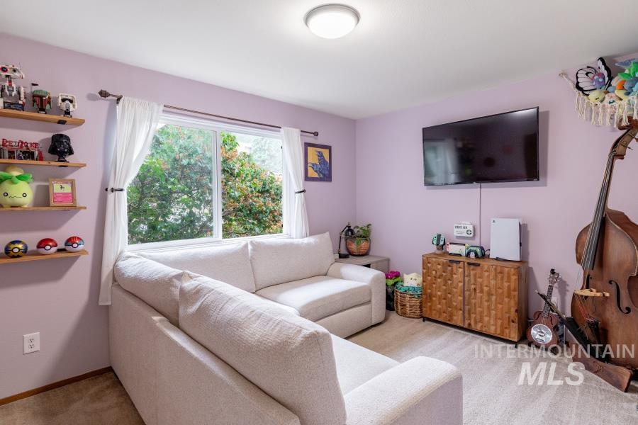 property viewer photo 26