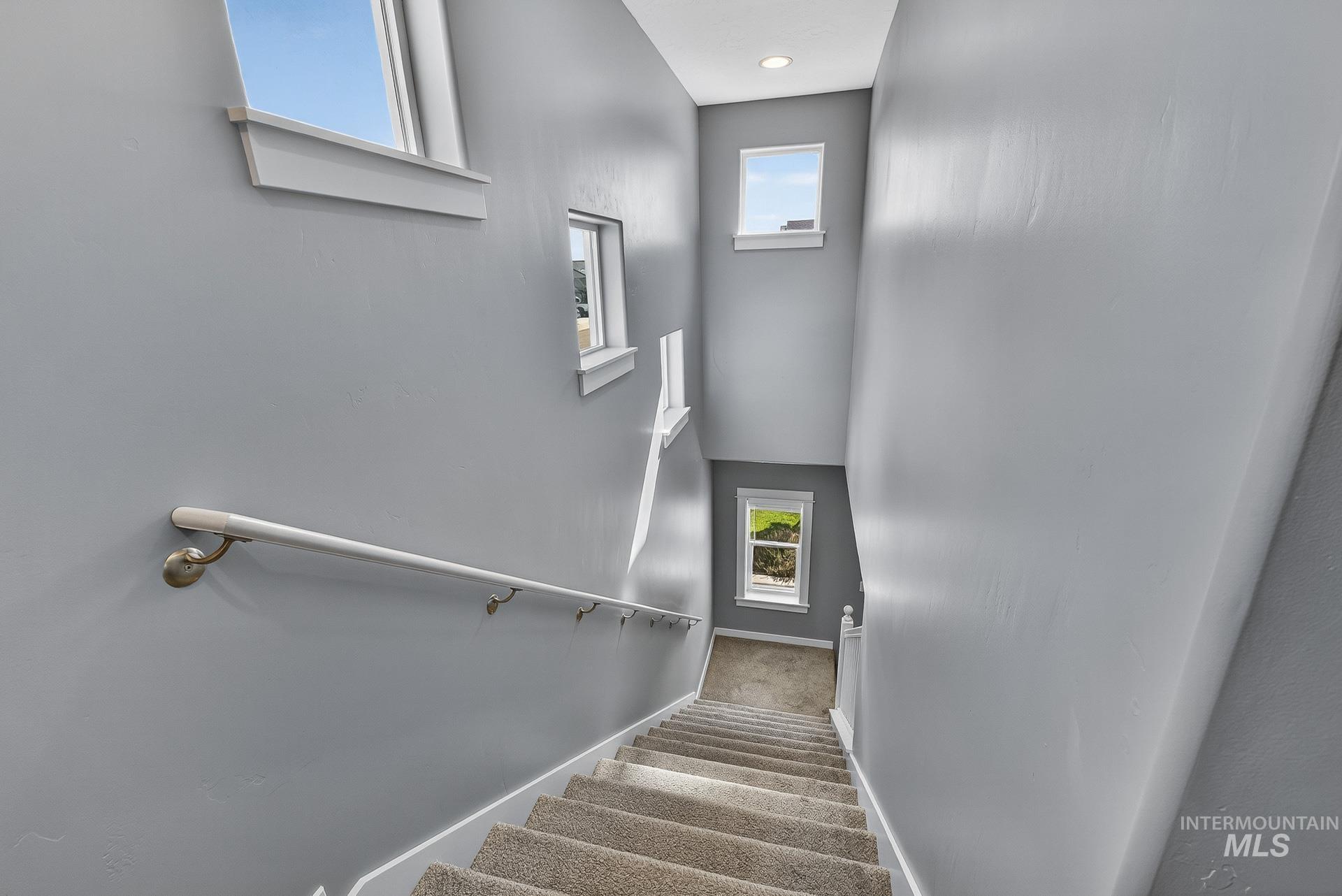 property viewer photo 23