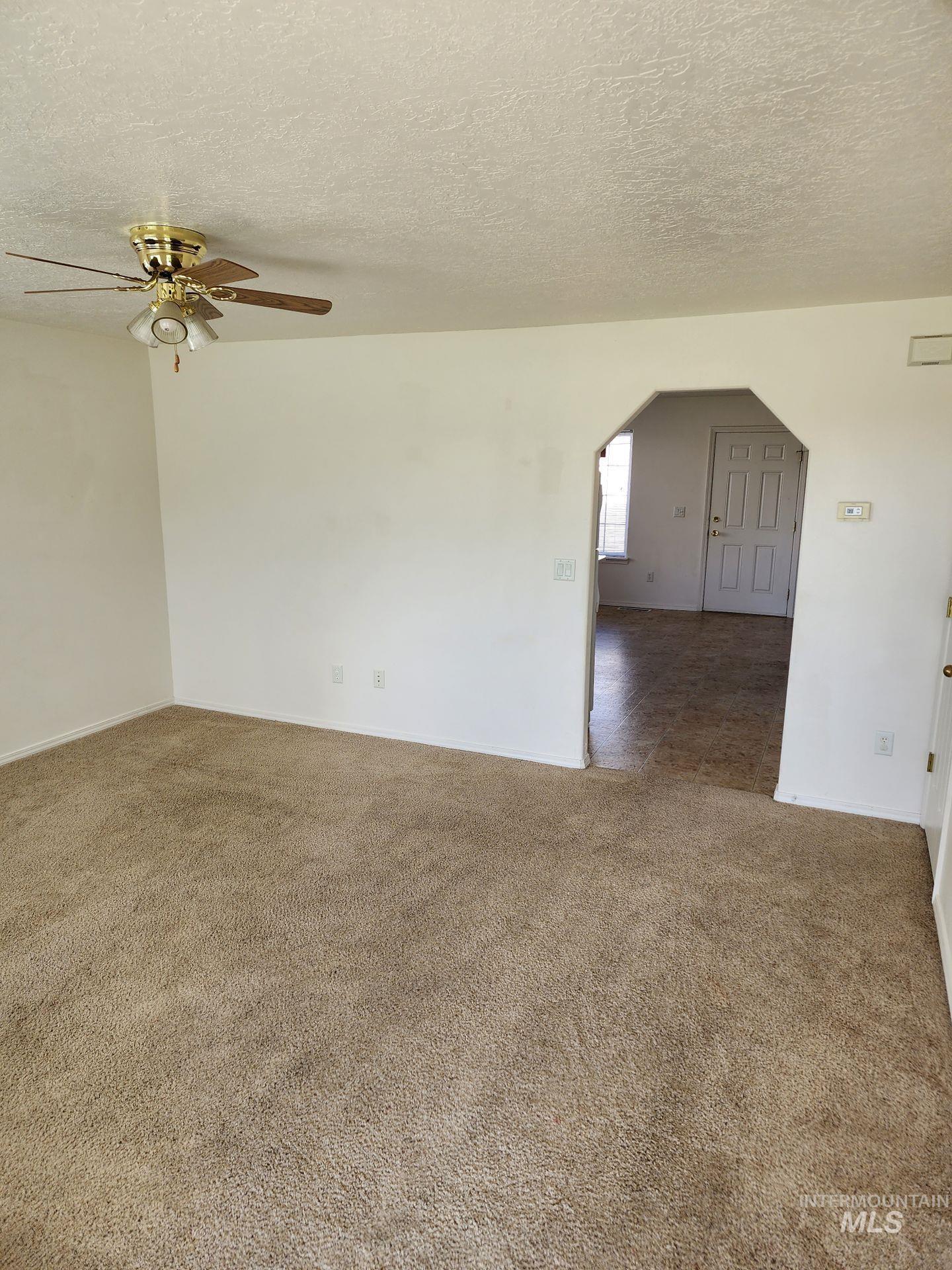 property viewer photo 12