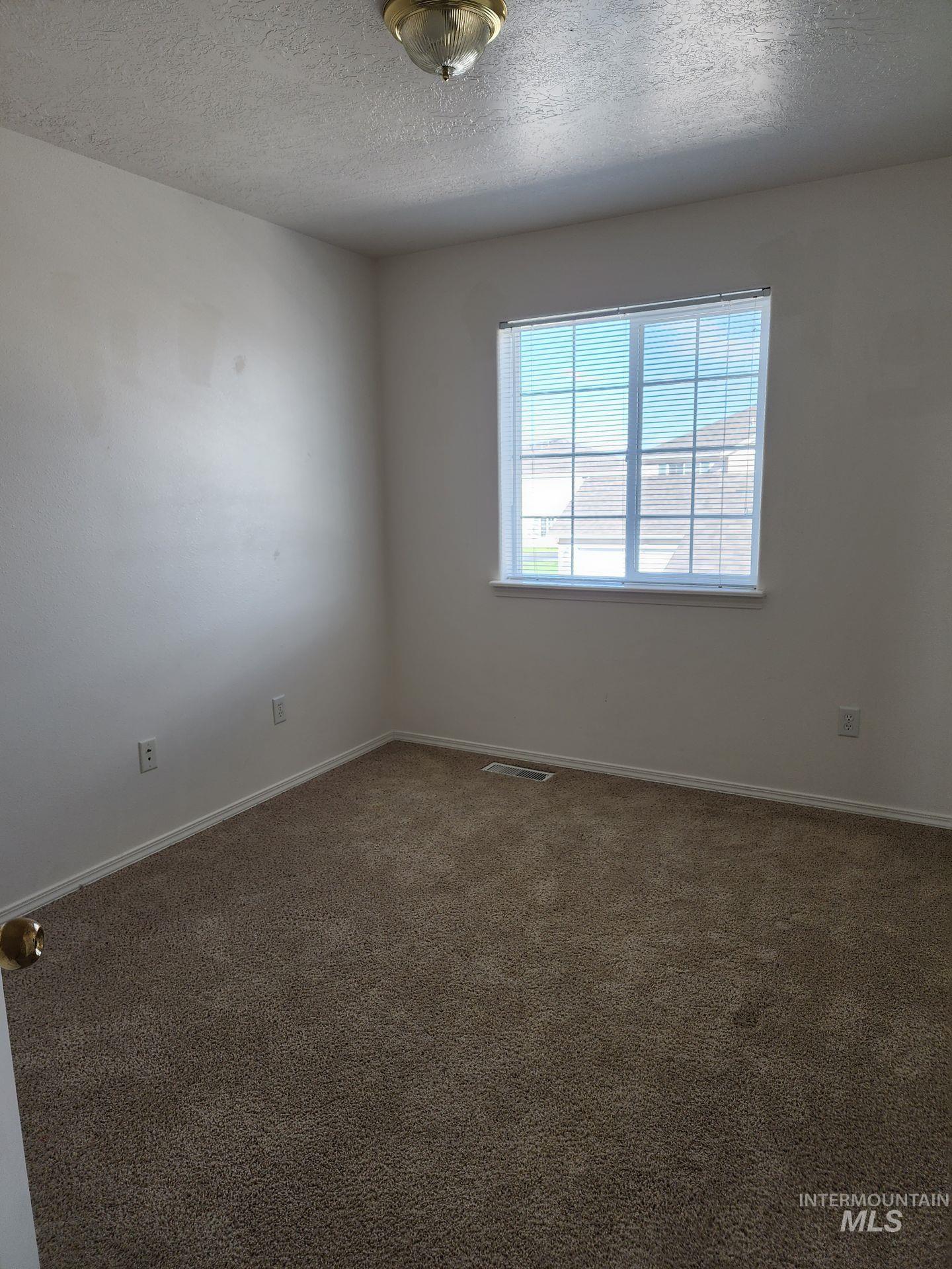 property viewer photo 19