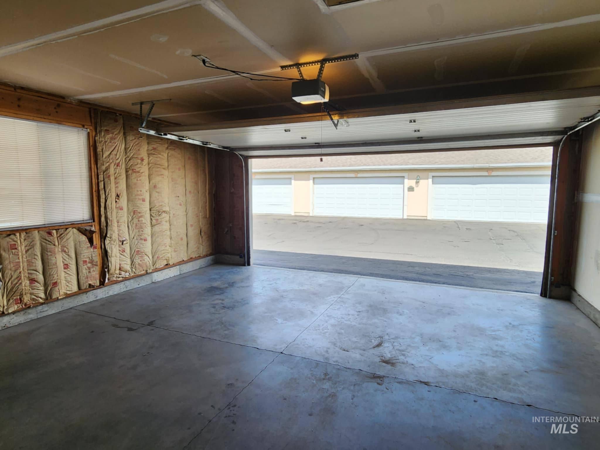 property viewer photo 24