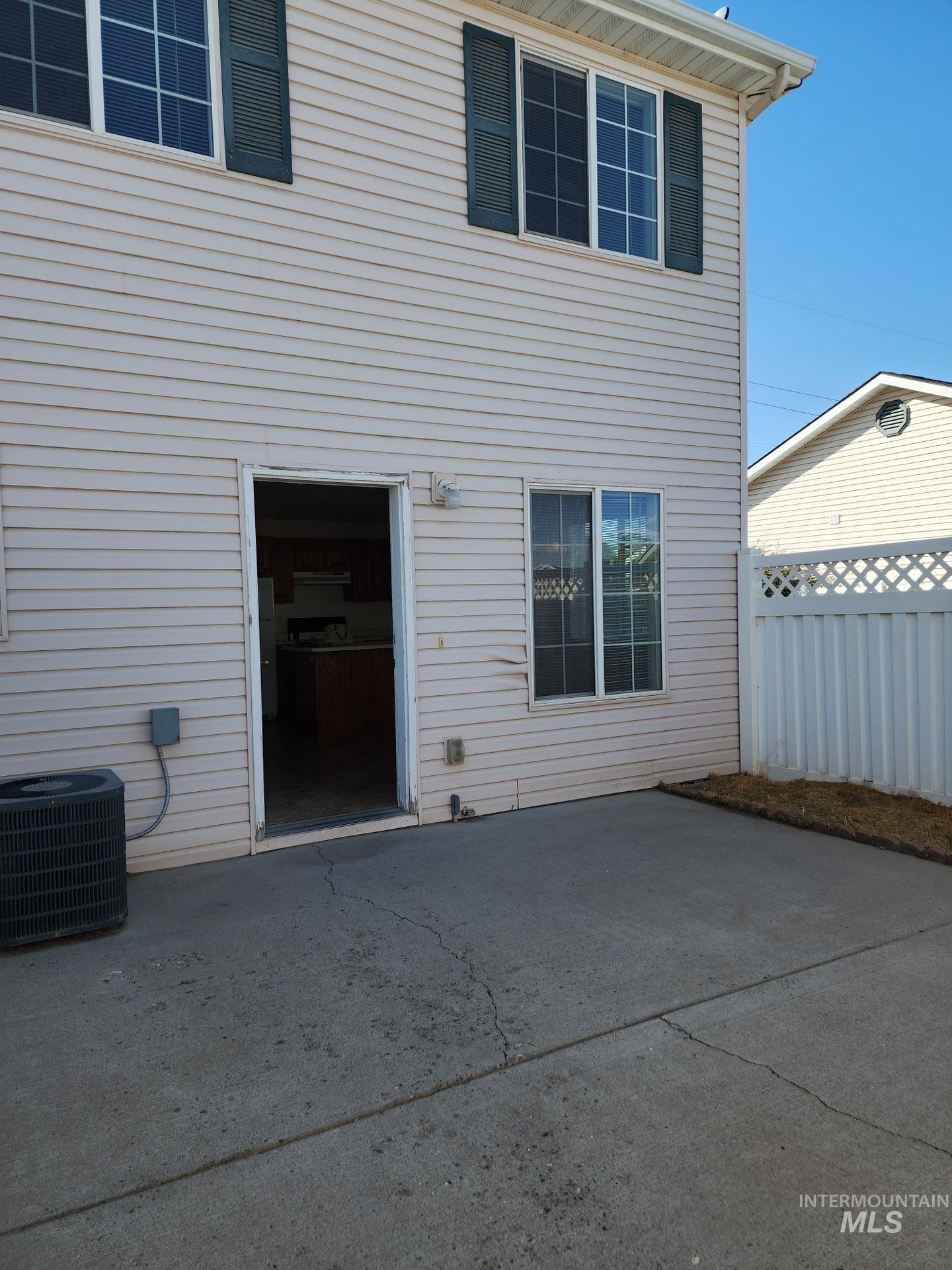 property viewer photo 27