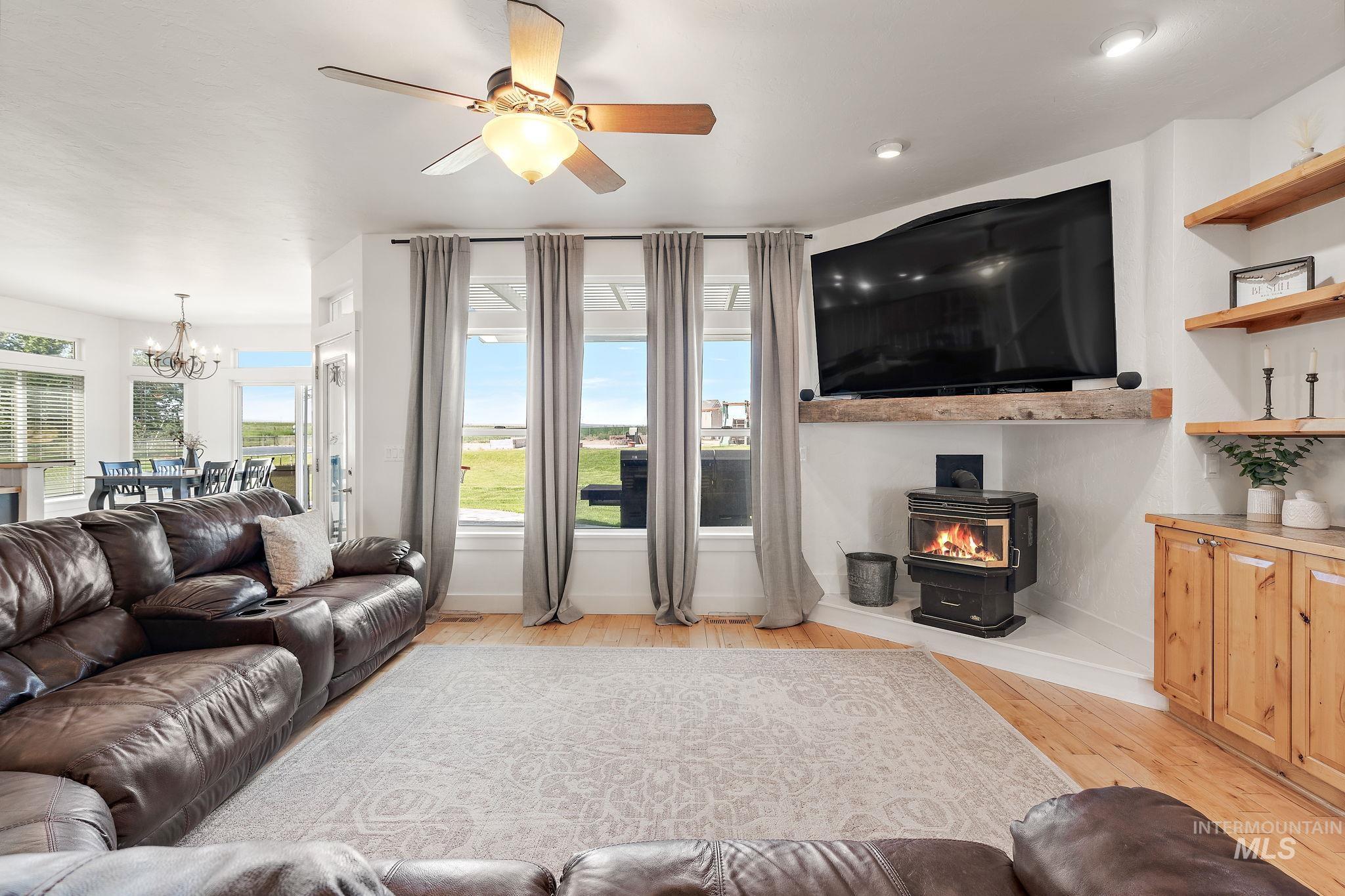 property viewer photo 12
