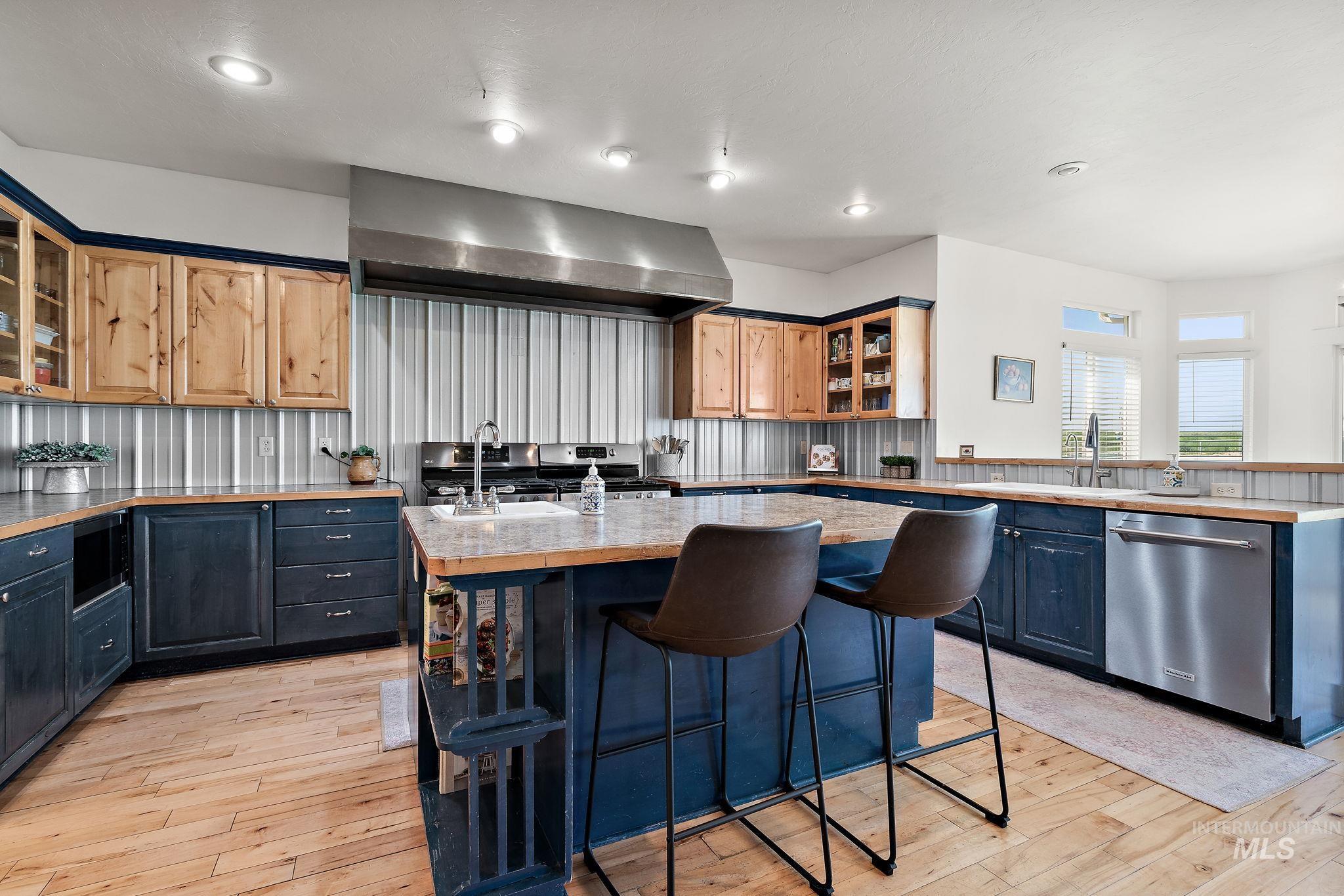 property viewer photo 15
