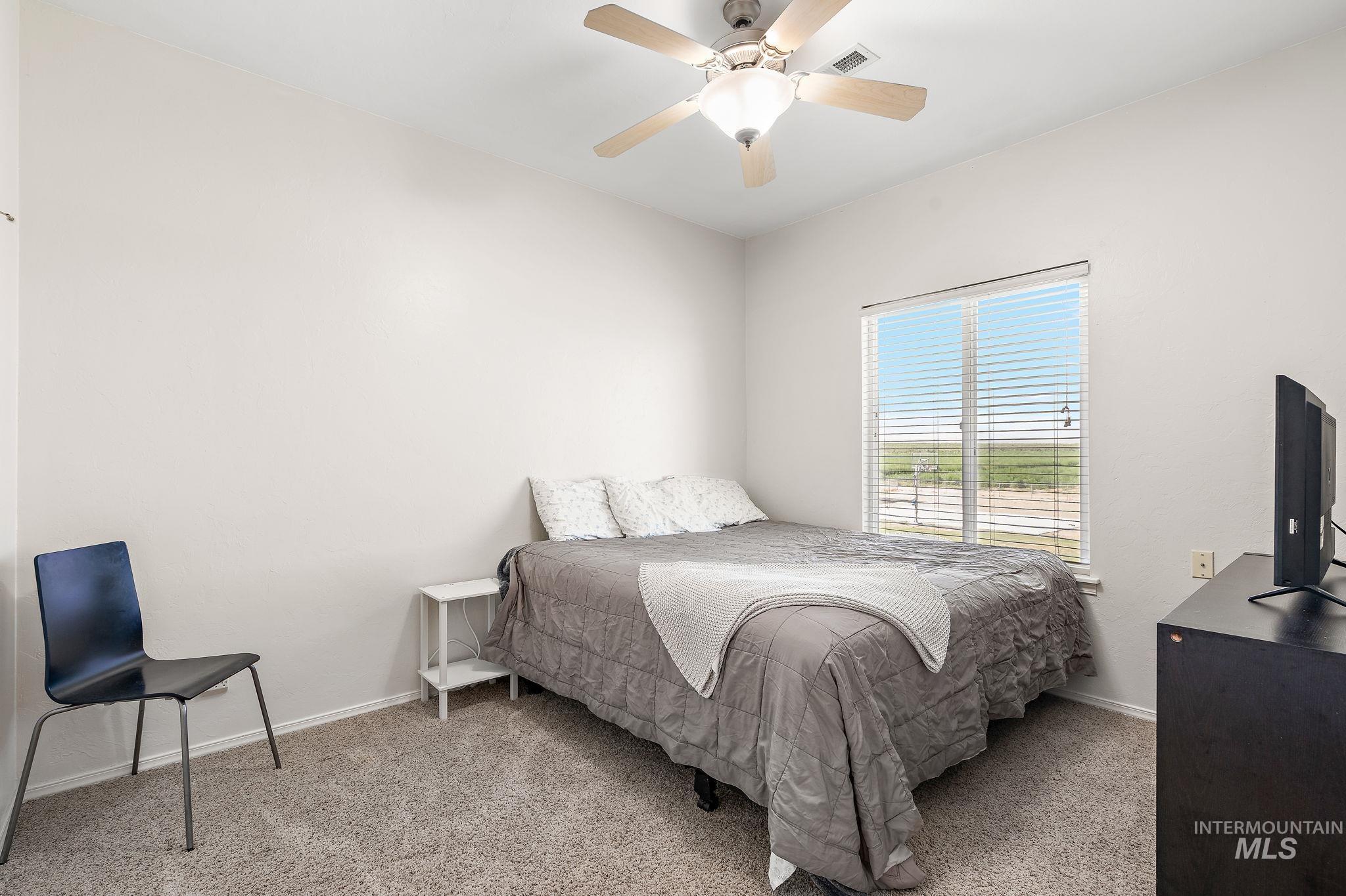property viewer photo 25