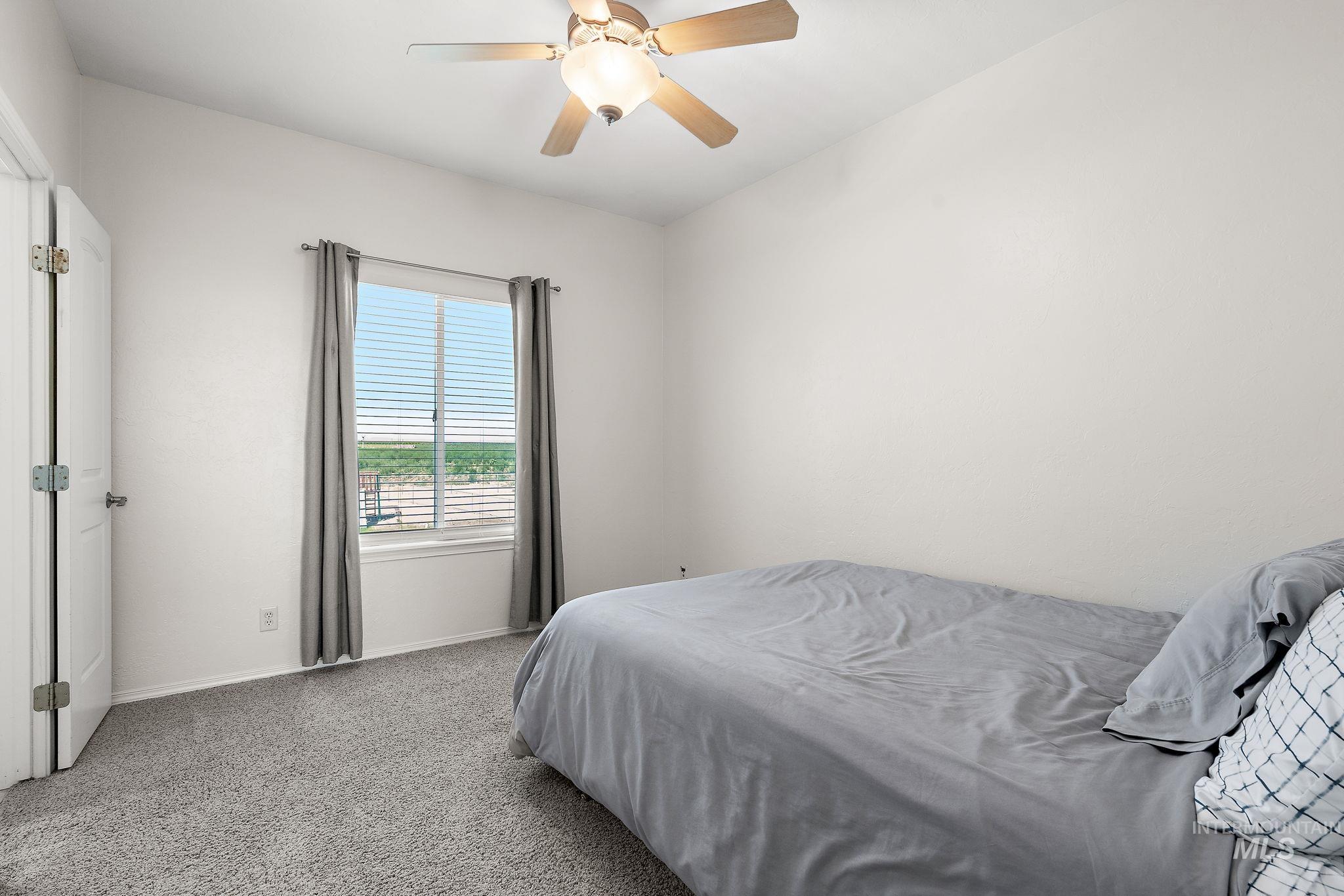 property viewer photo 29