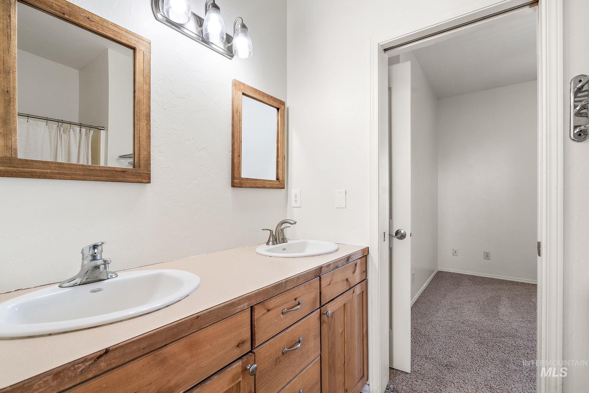 property viewer photo 31
