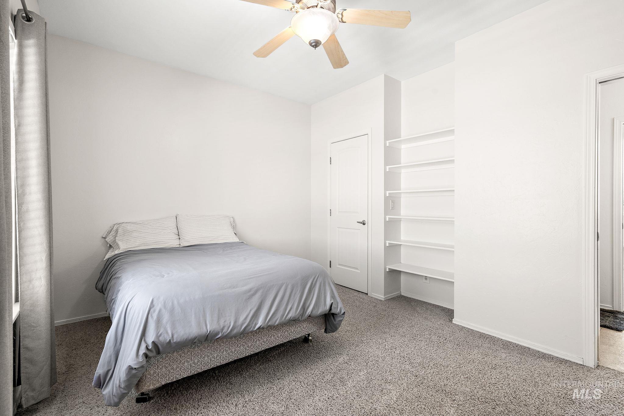 property viewer photo 32