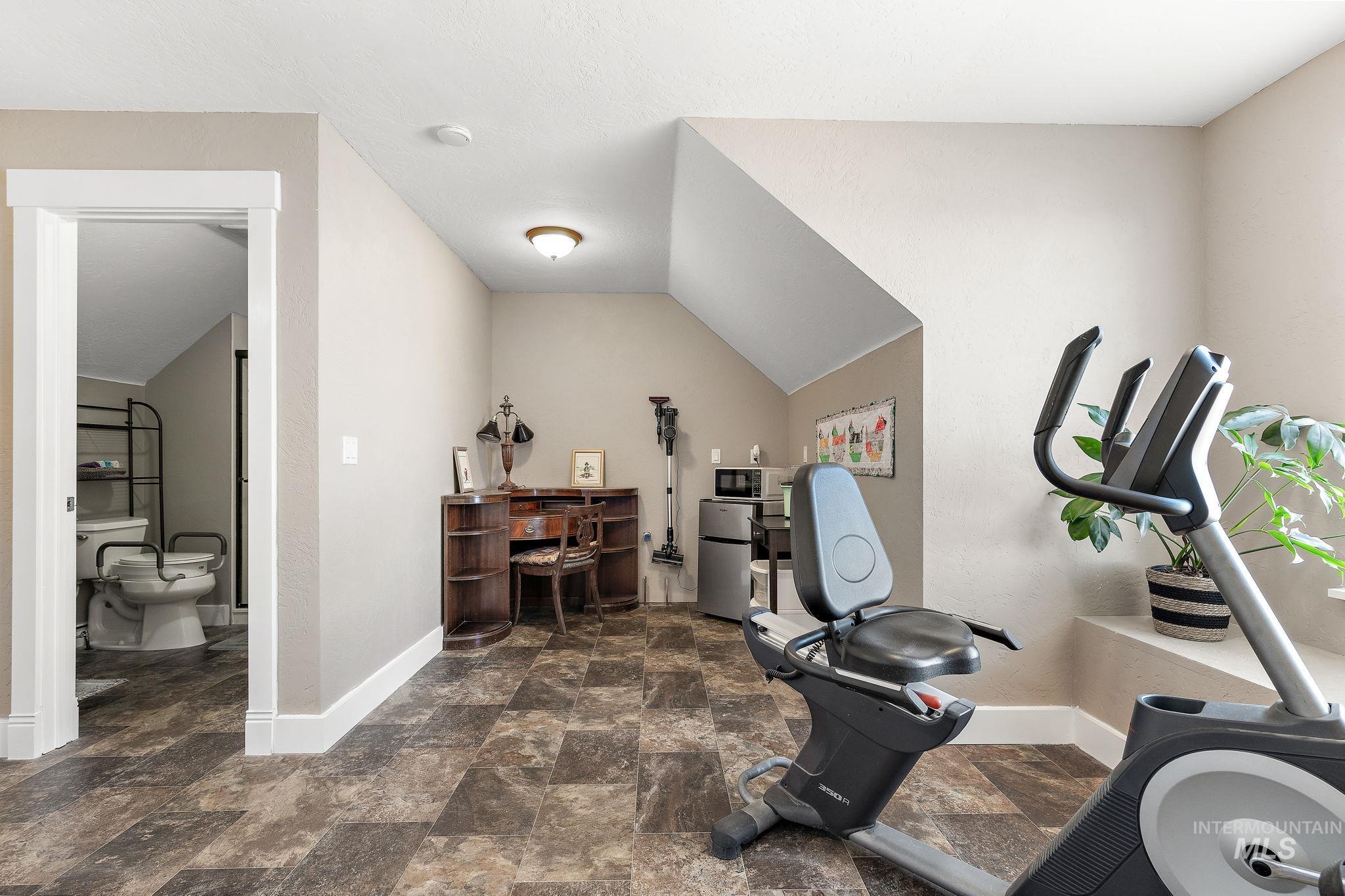 property viewer photo 33