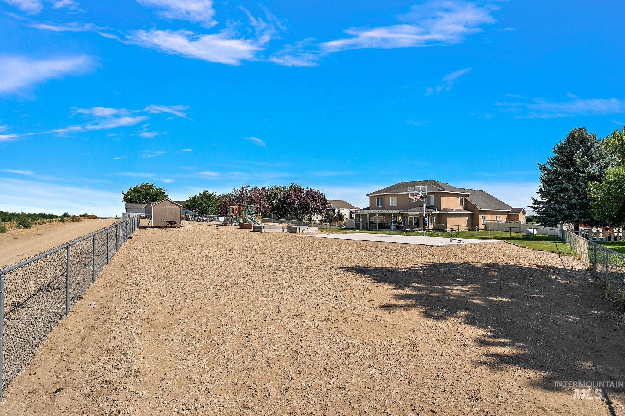 property viewer photo 41