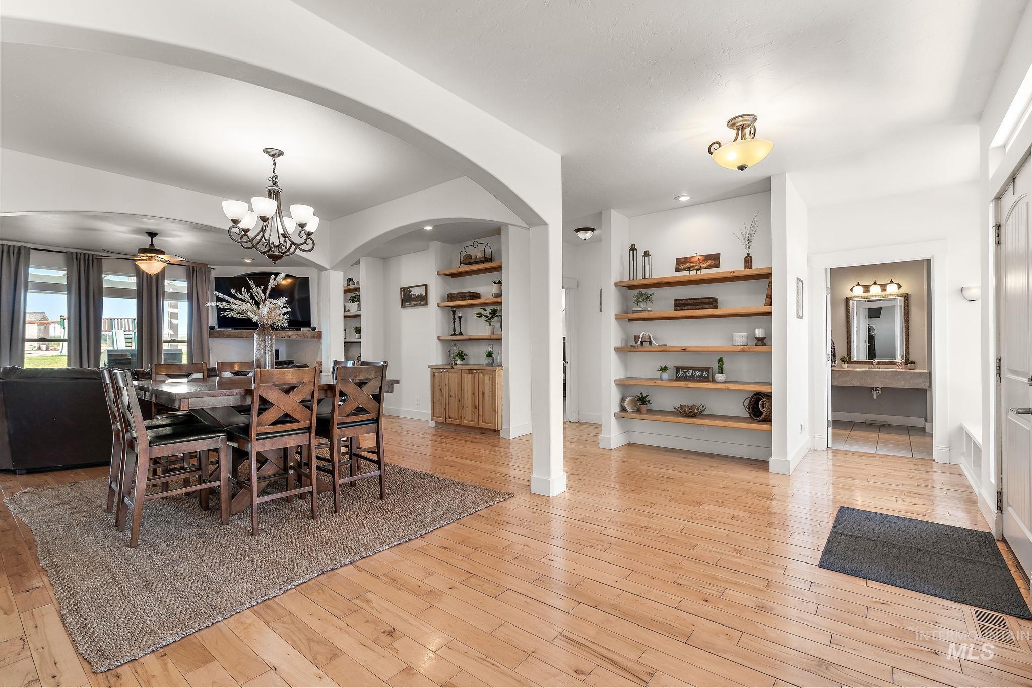 property viewer photo 5