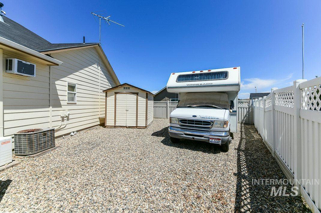 property viewer photo 19