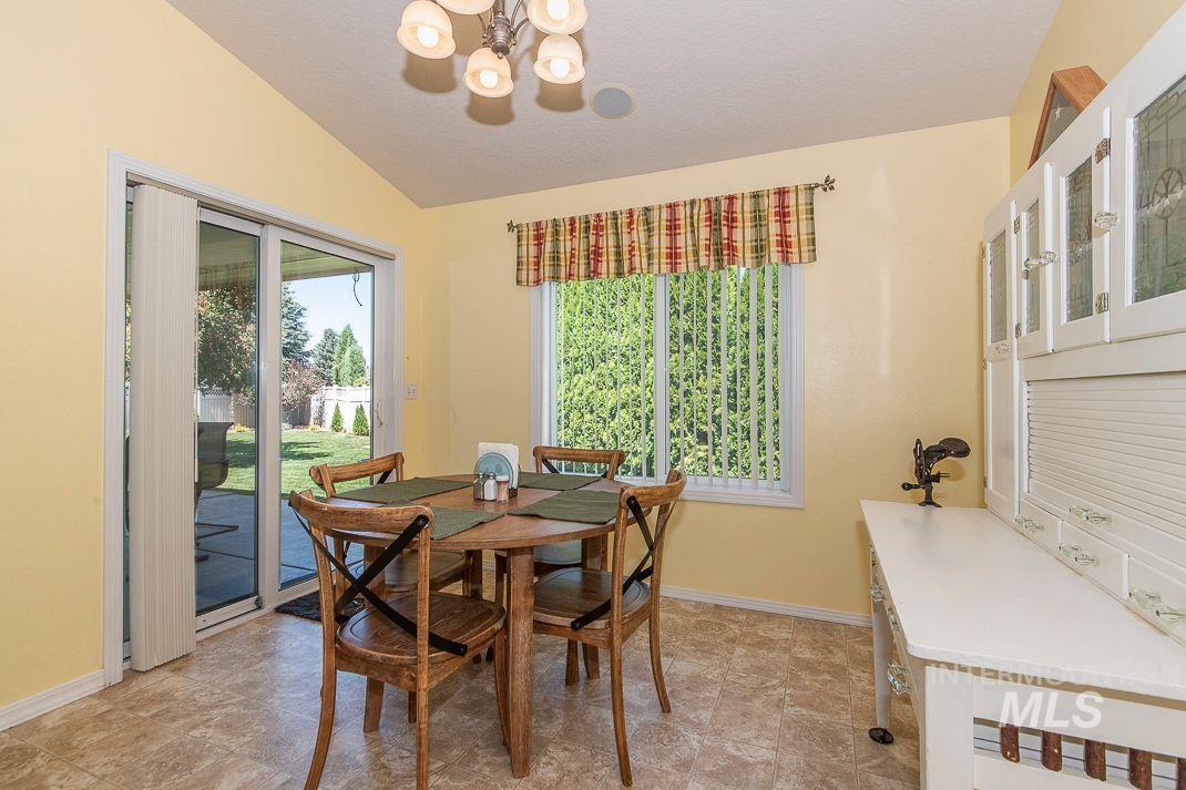 property viewer photo 7