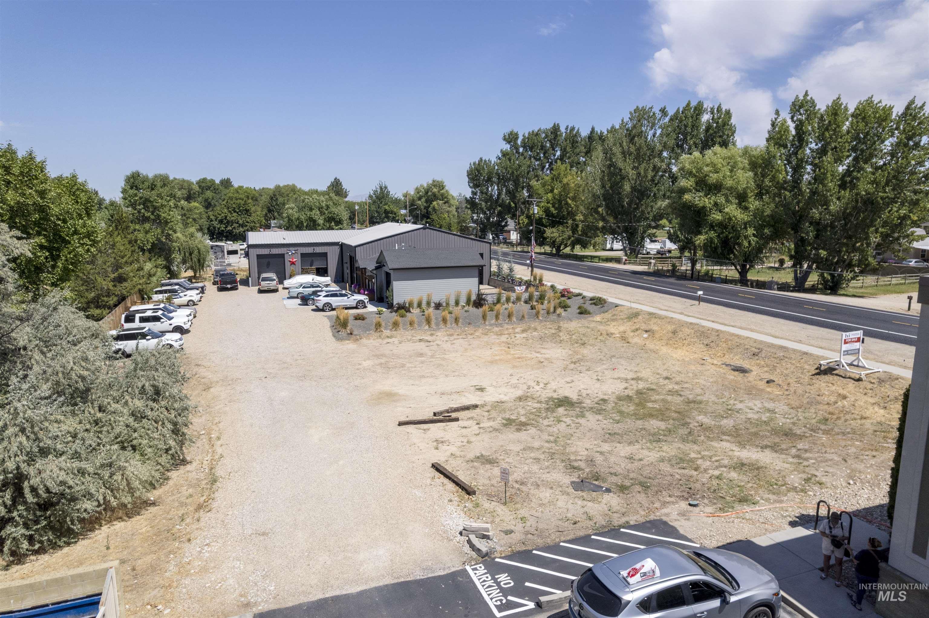 property viewer photo 1