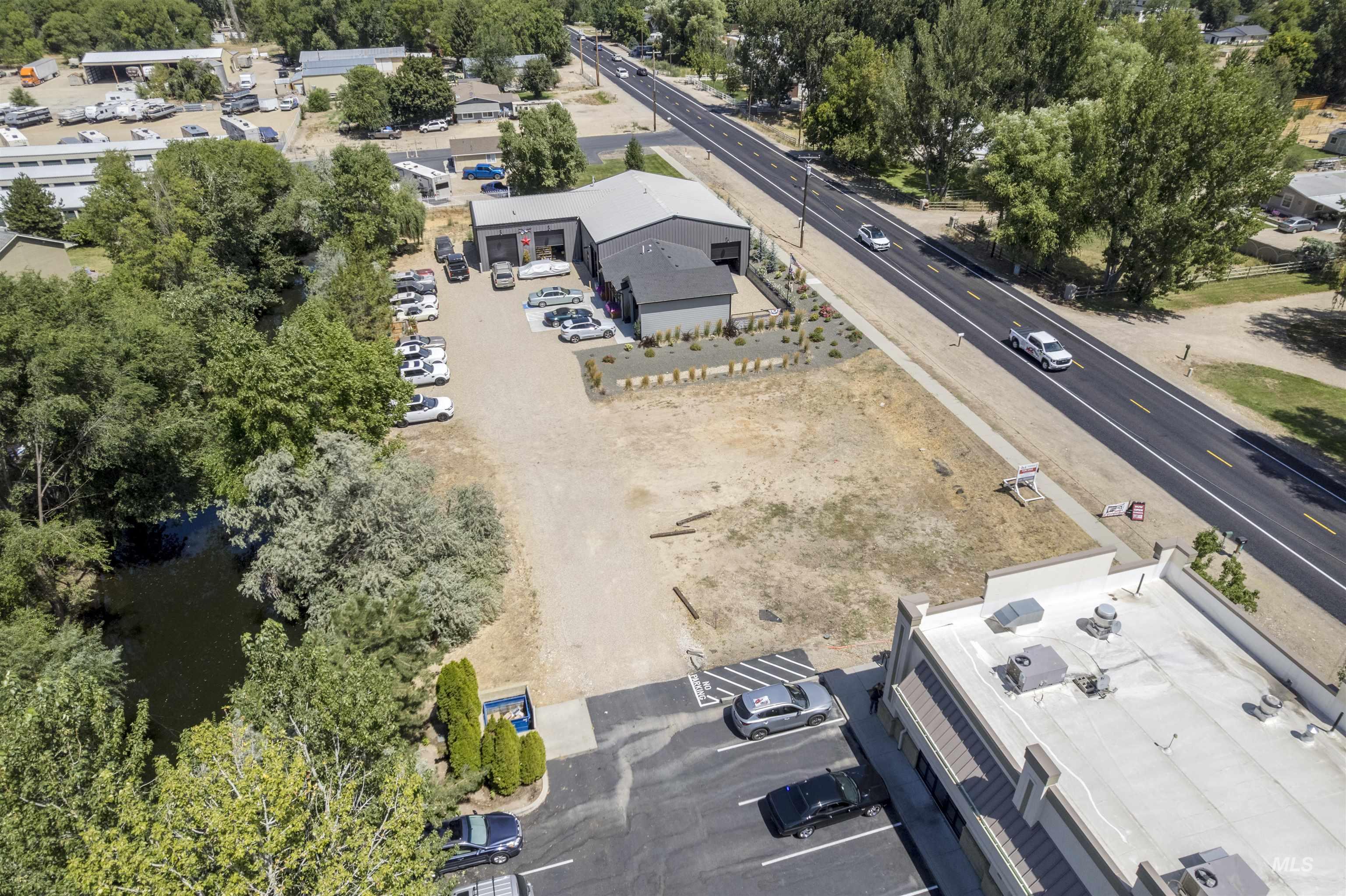property viewer photo 3