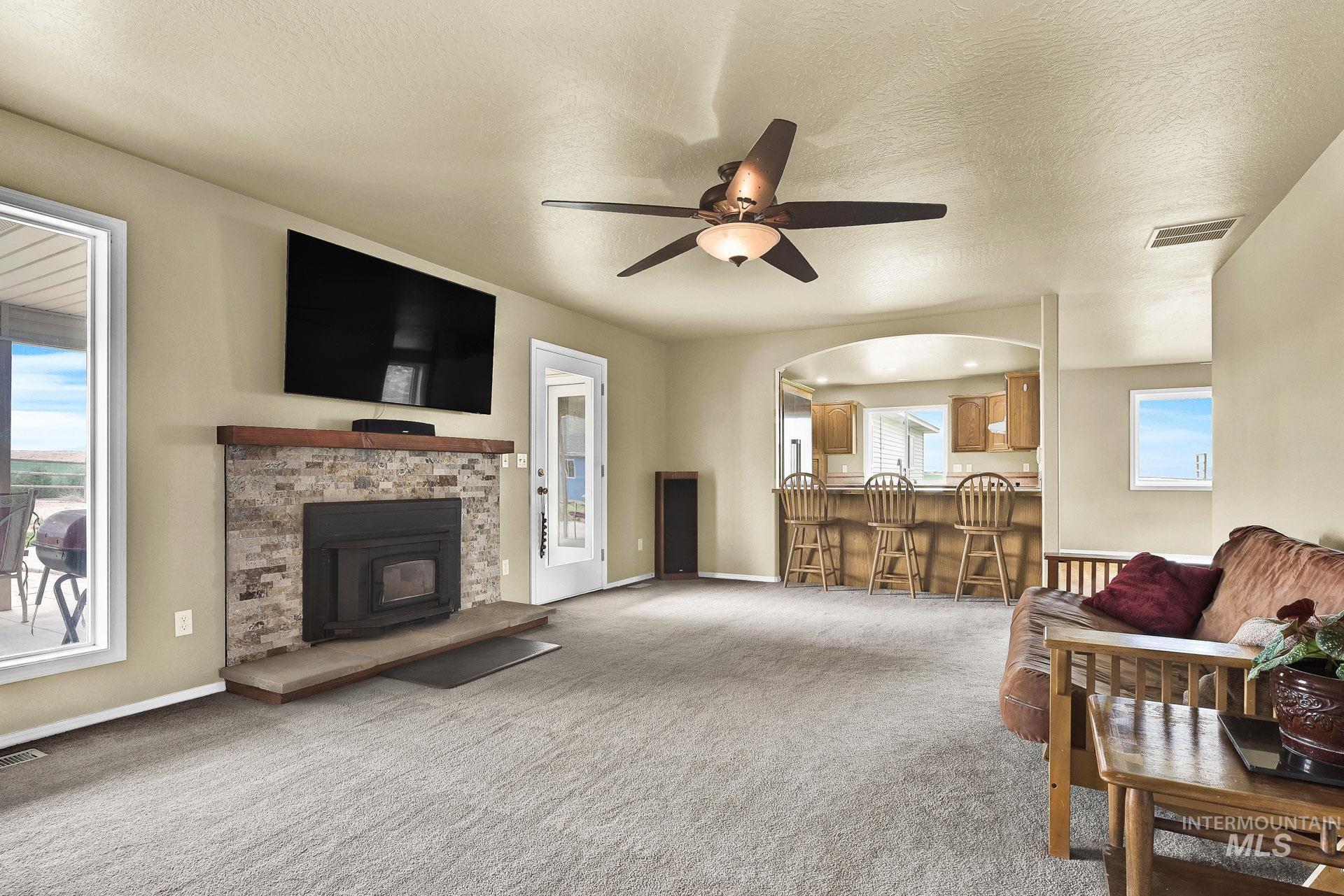 property viewer photo 16